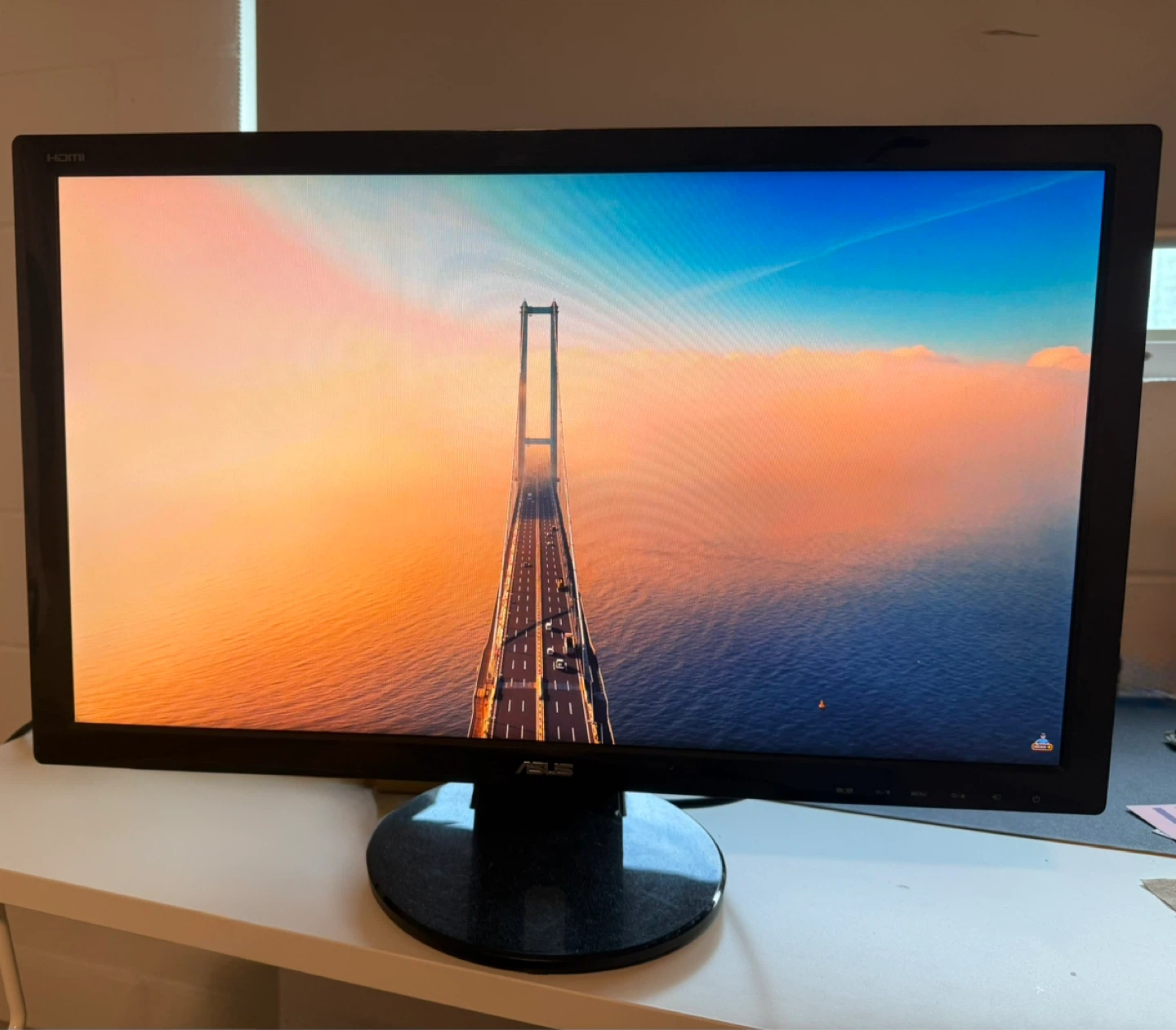 ASUS 23.6” Monitor Perfect Condition - photo 2