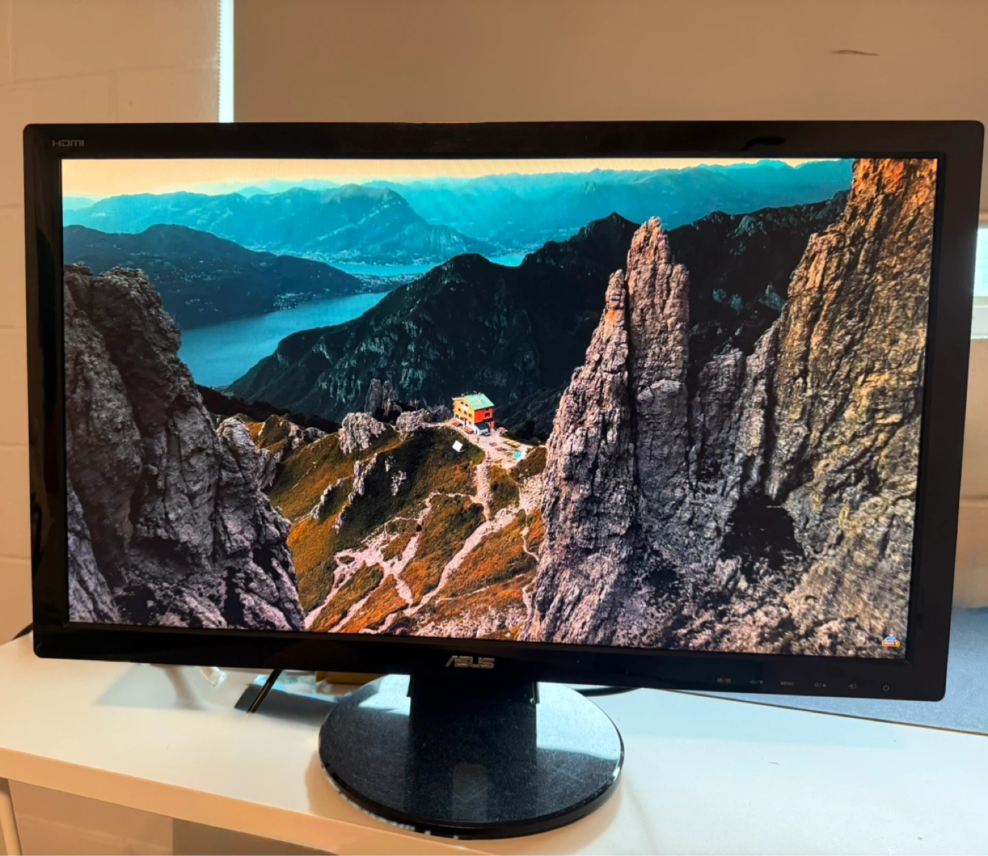 ASUS 23.6” Monitor Perfect Condition