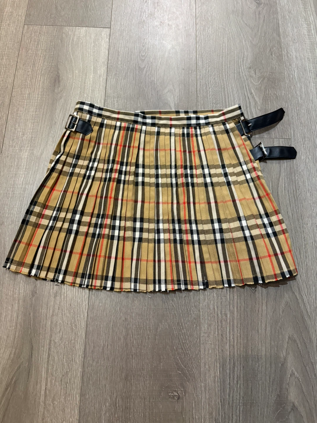Burberry Nova Check Pleated Skirt with Buckle