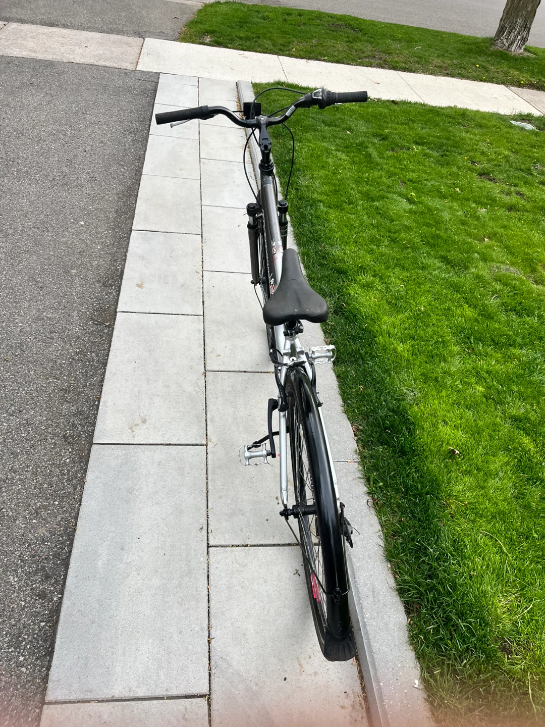 Aluminum Adults Bike (Front Suspension) - photo 3