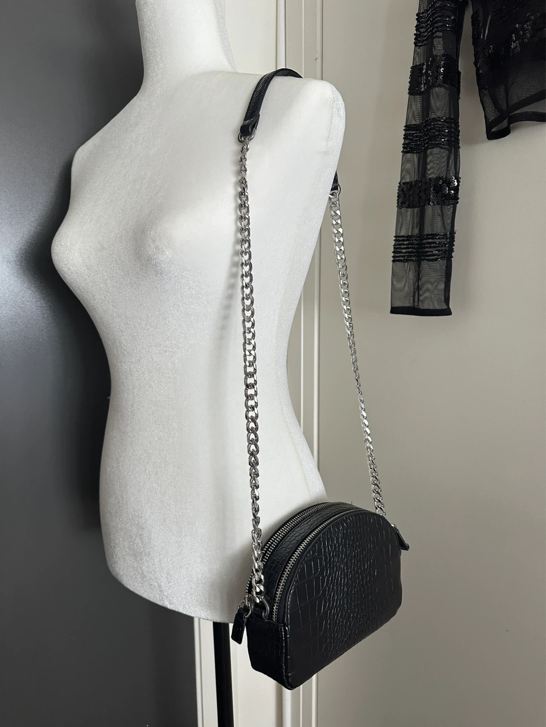 MNG Black Croc Embossed Crossbody Bag - photo 2