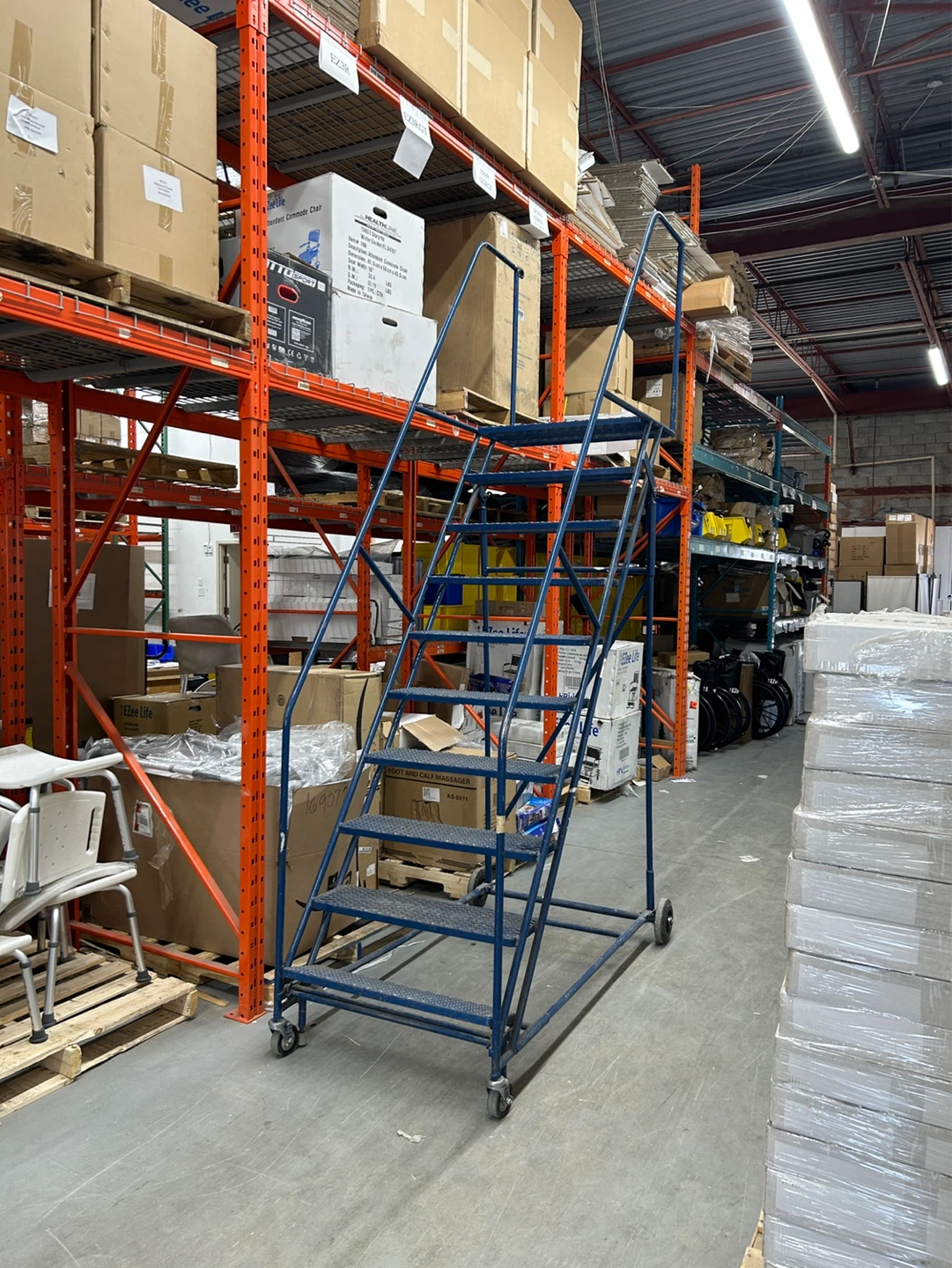 warehouse racking and Rolling Ladder