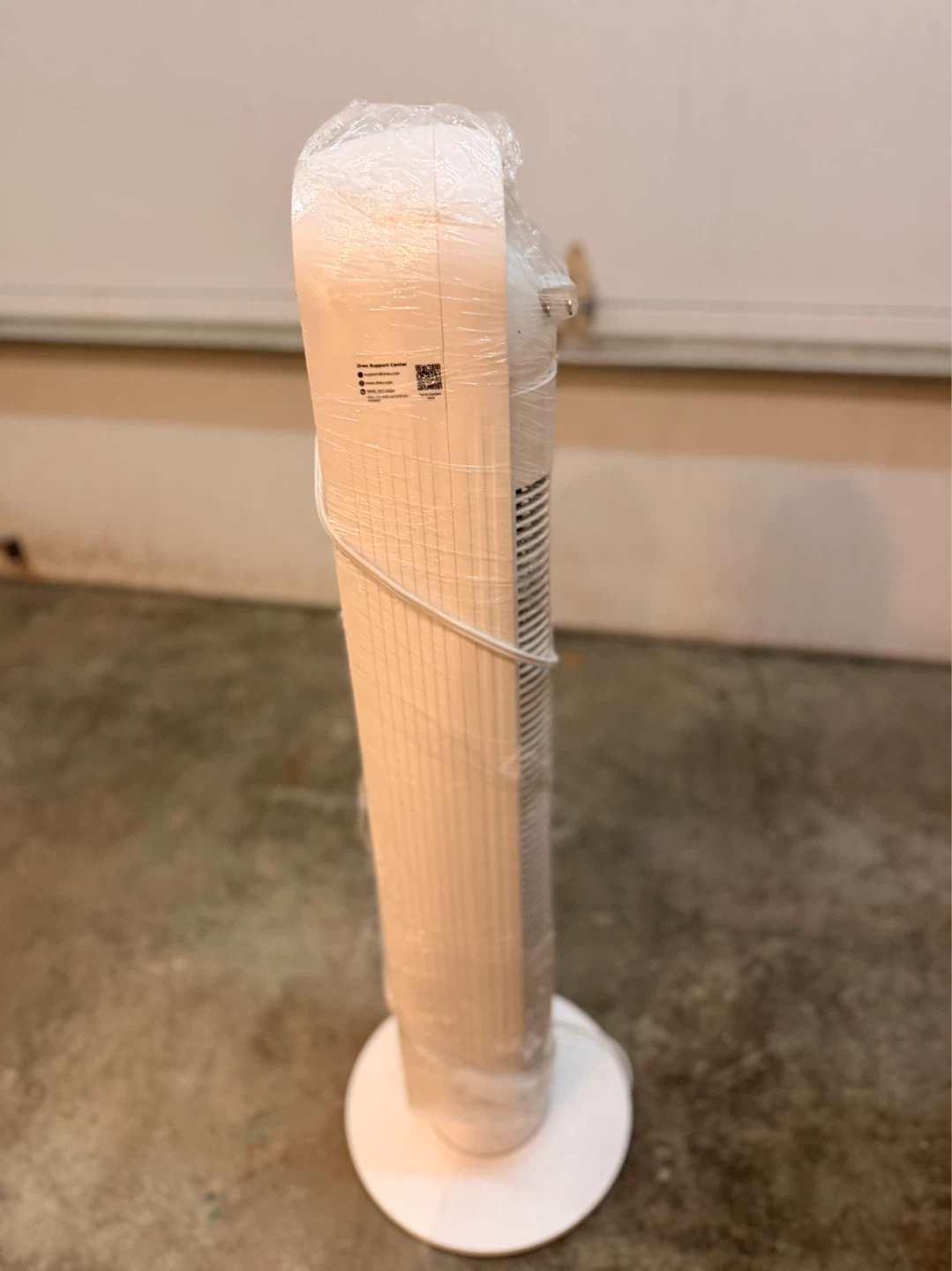 White Tower Fan - photo 2