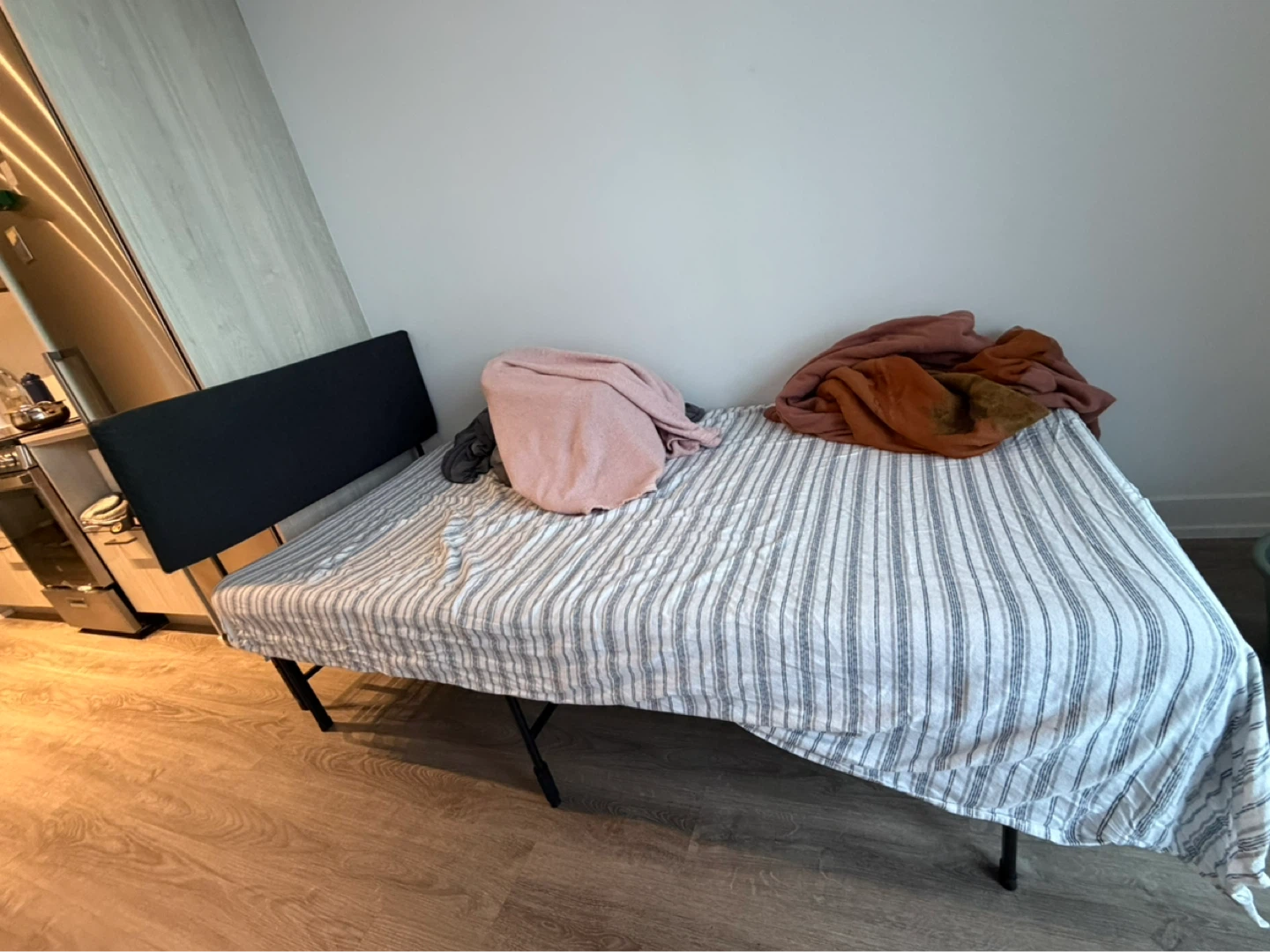 Single Bed Frame with Headboard