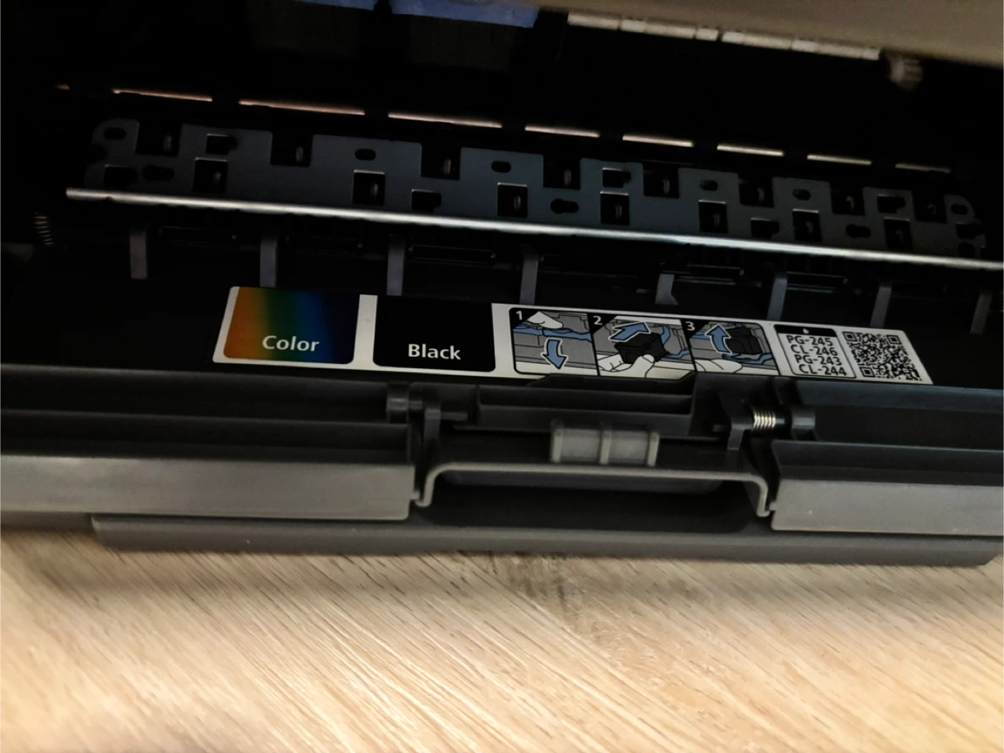 Canon PIXMA TS3425 All-in-One Printer - photo 3