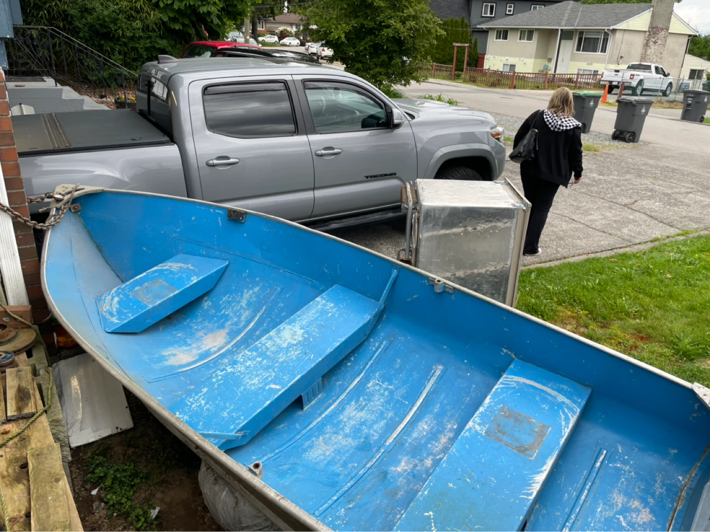 Blue Aluminum 11 foot Fishing Boat - photo 3