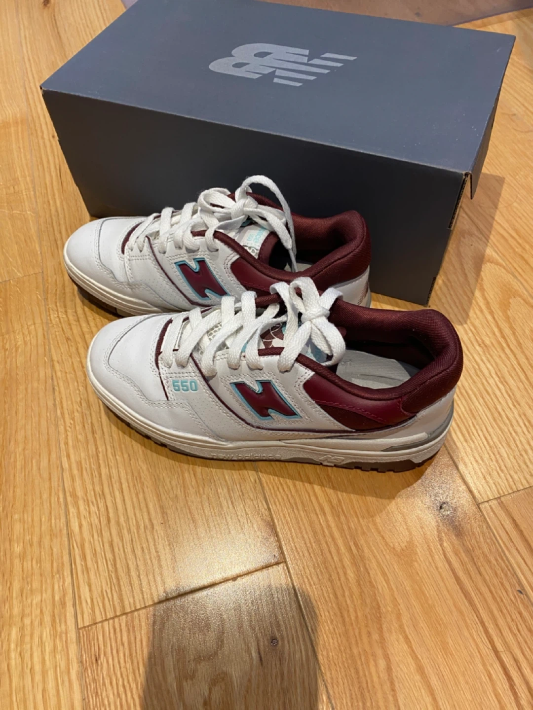 New Balance 550 women shoes - photo 3
