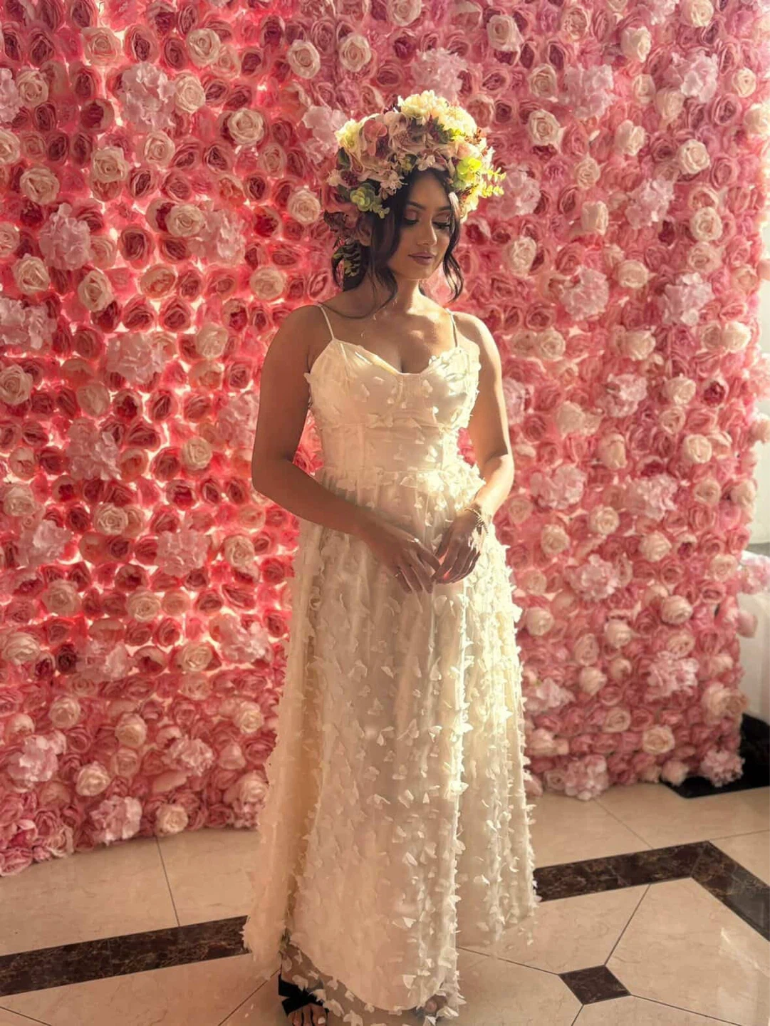 White floral dress with spaghetti straps - photo 4