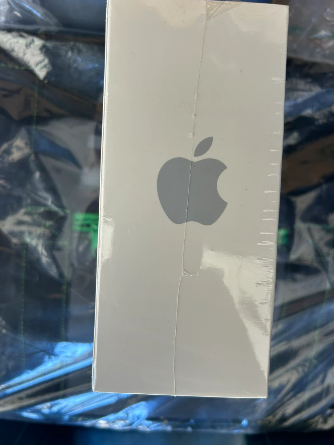 Apple AirPort Express 802.11n Wi-Fi - photo 2