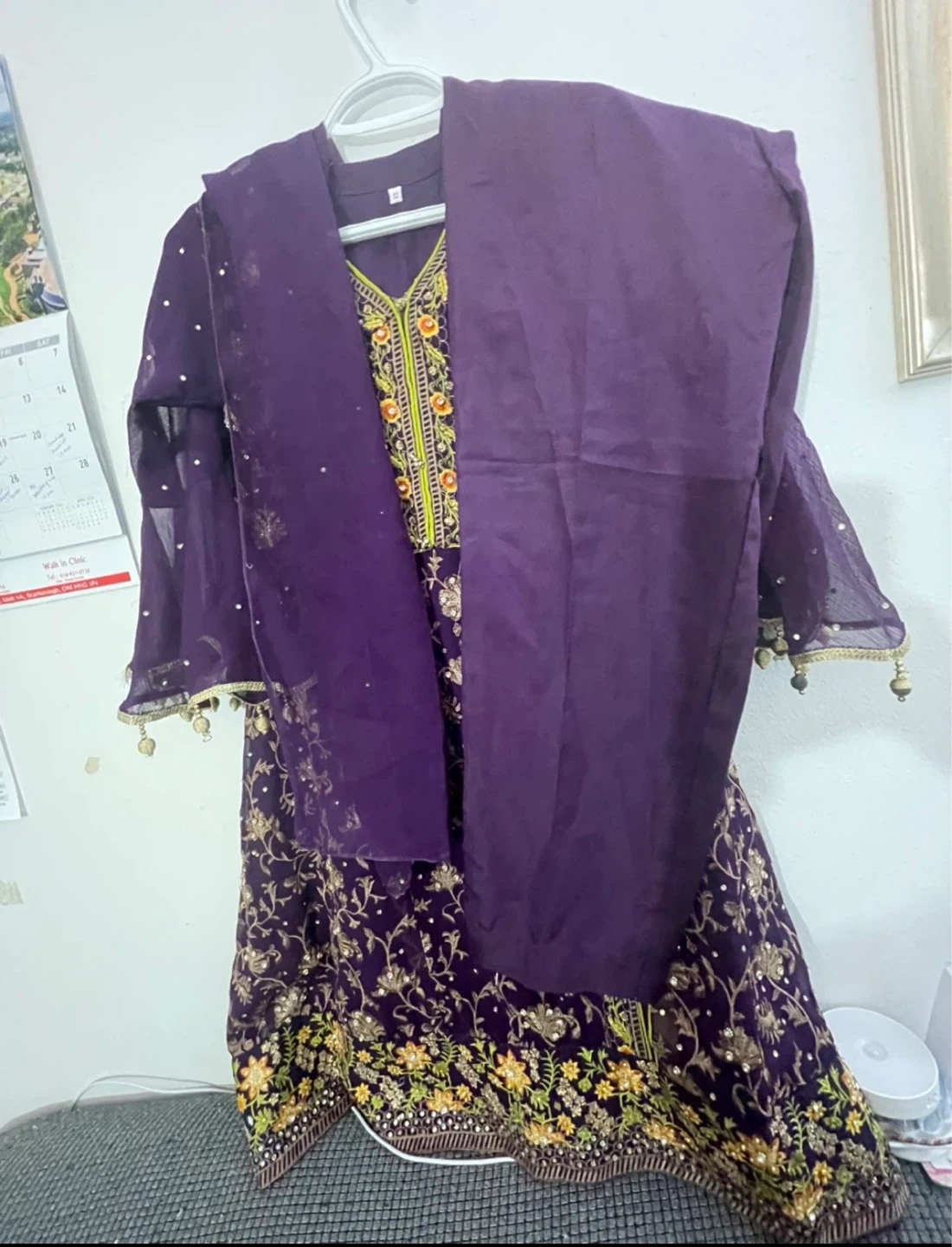 Purple Embroidered Kameez with Dupatta - photo 2