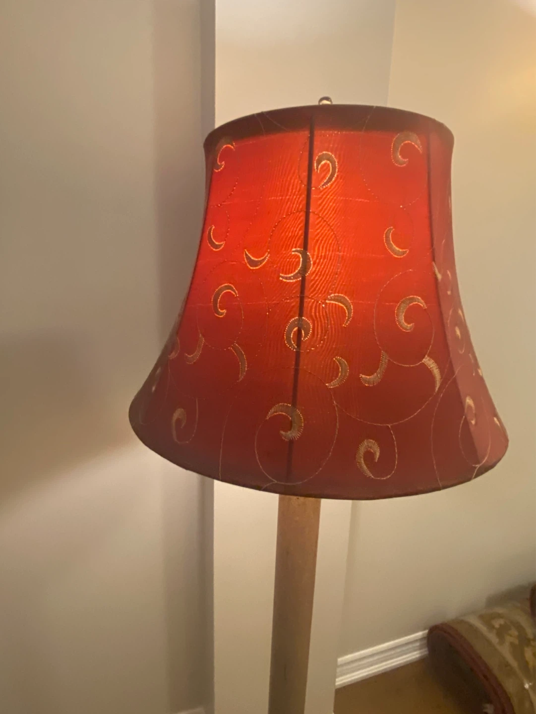 Floor Lamp with Red Decorative Shade - photo 4