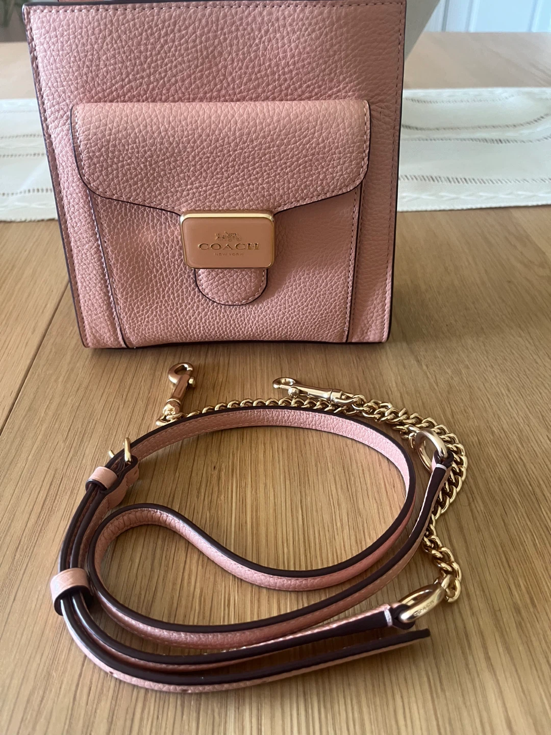 Coach Mini Pepper Crossbody bag