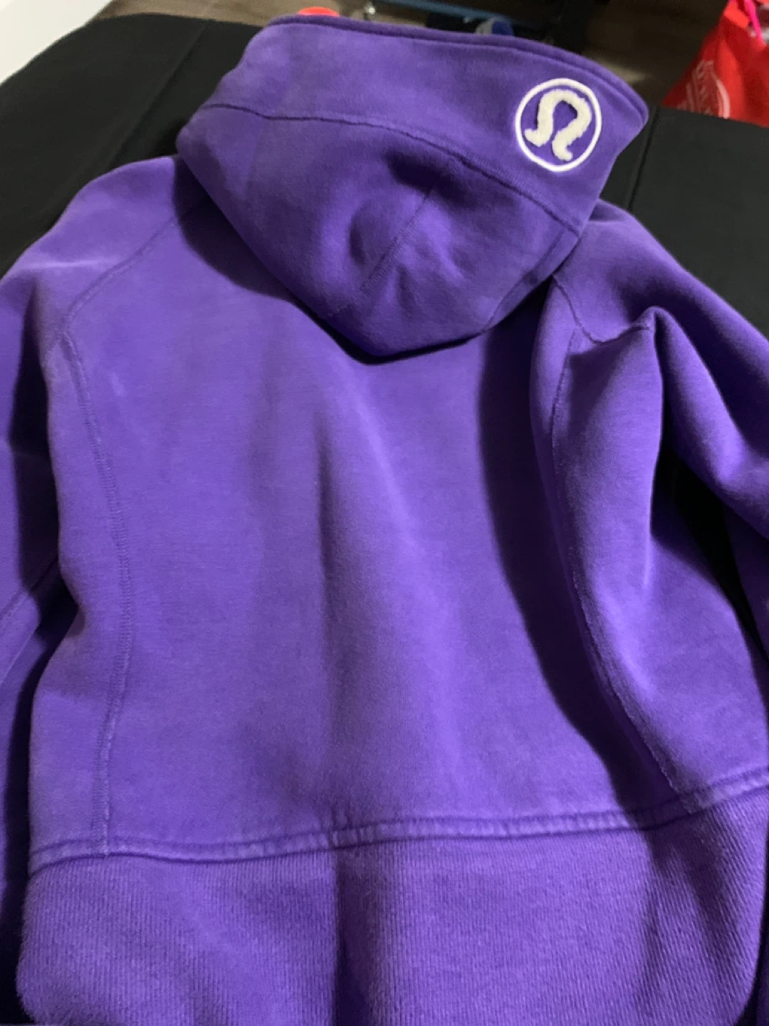 $25 Lululemon hoodie (6) - photo 2