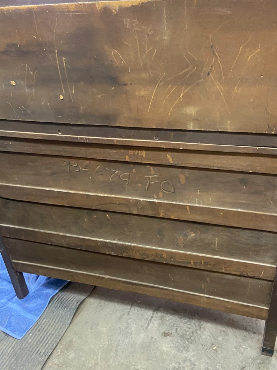 Antique Oak Dresser with Mirror - photo 2