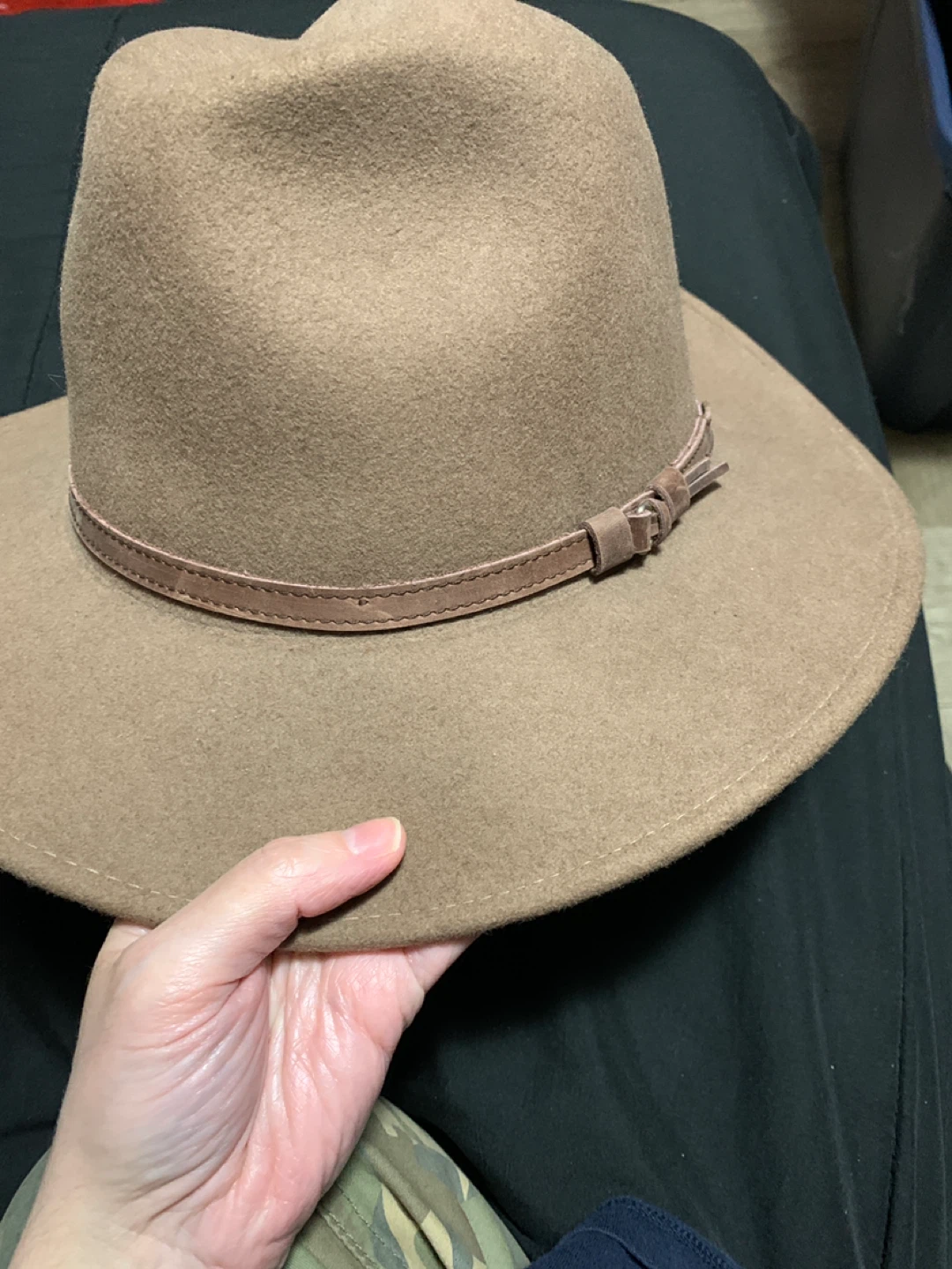 $10 hat