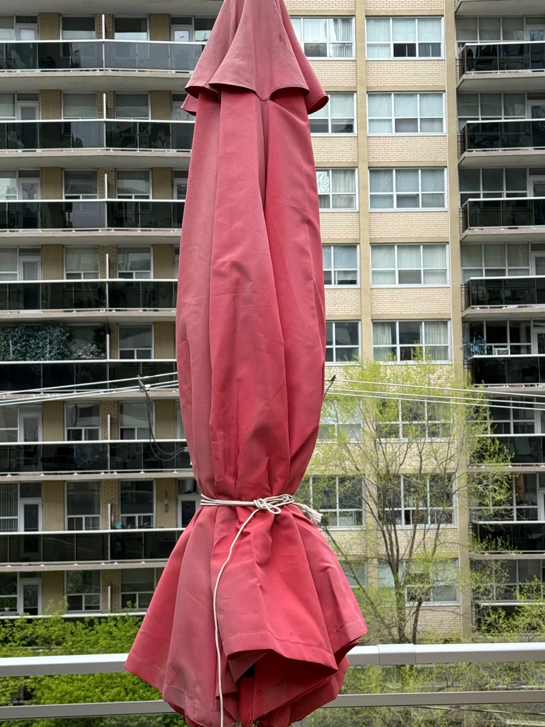 Red Patio Umbrella with Heavy Base - photo 5