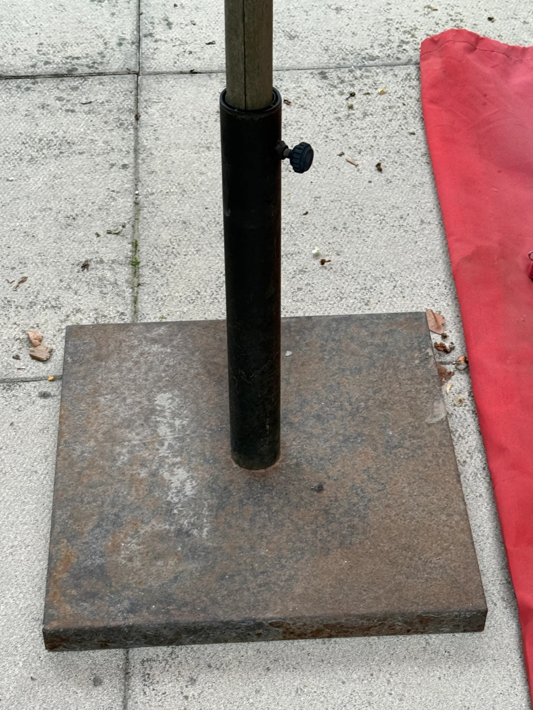 Red Patio Umbrella with Heavy Base - photo 3