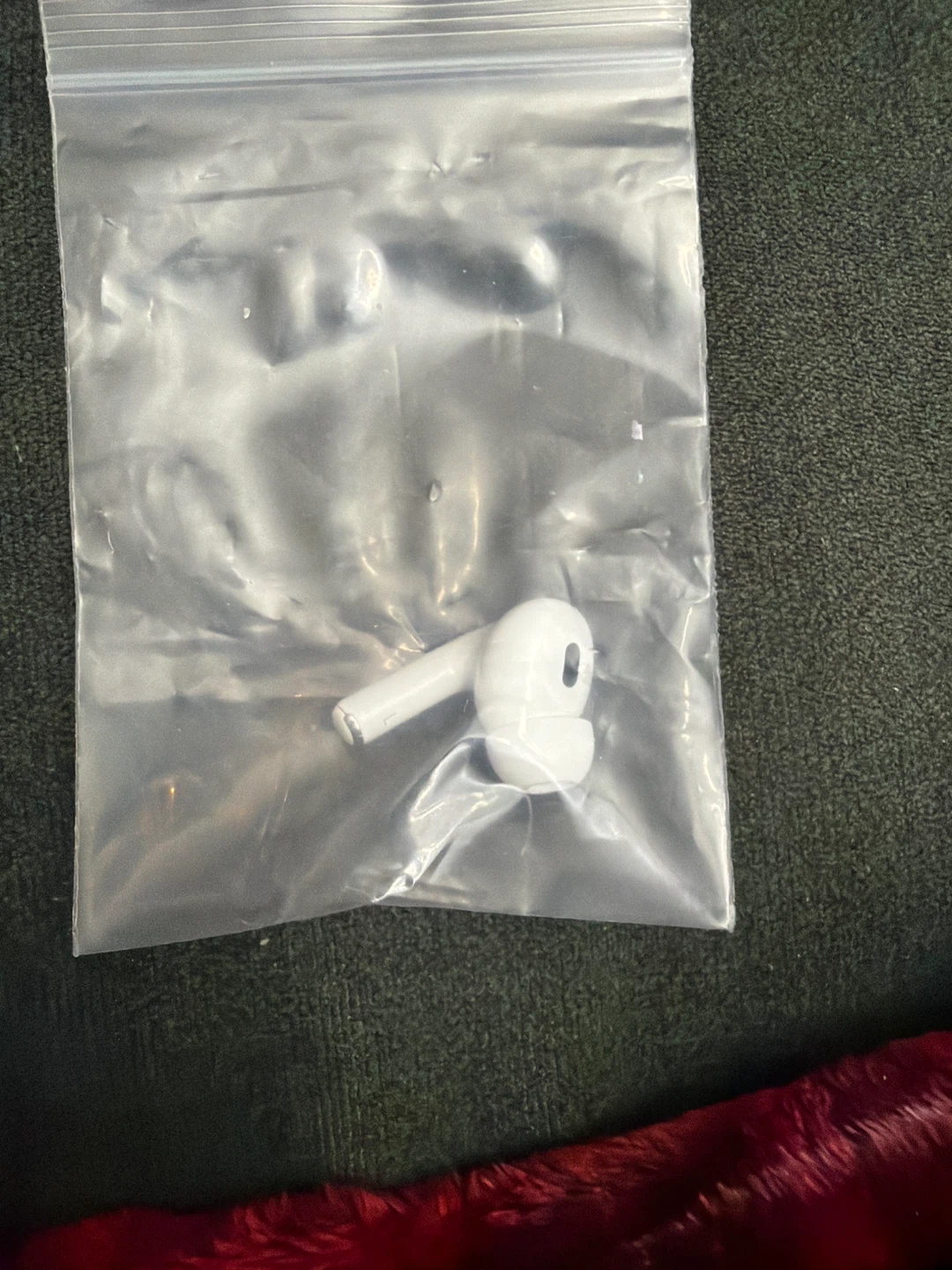 Apple AirPods Pro (Left Earbud)