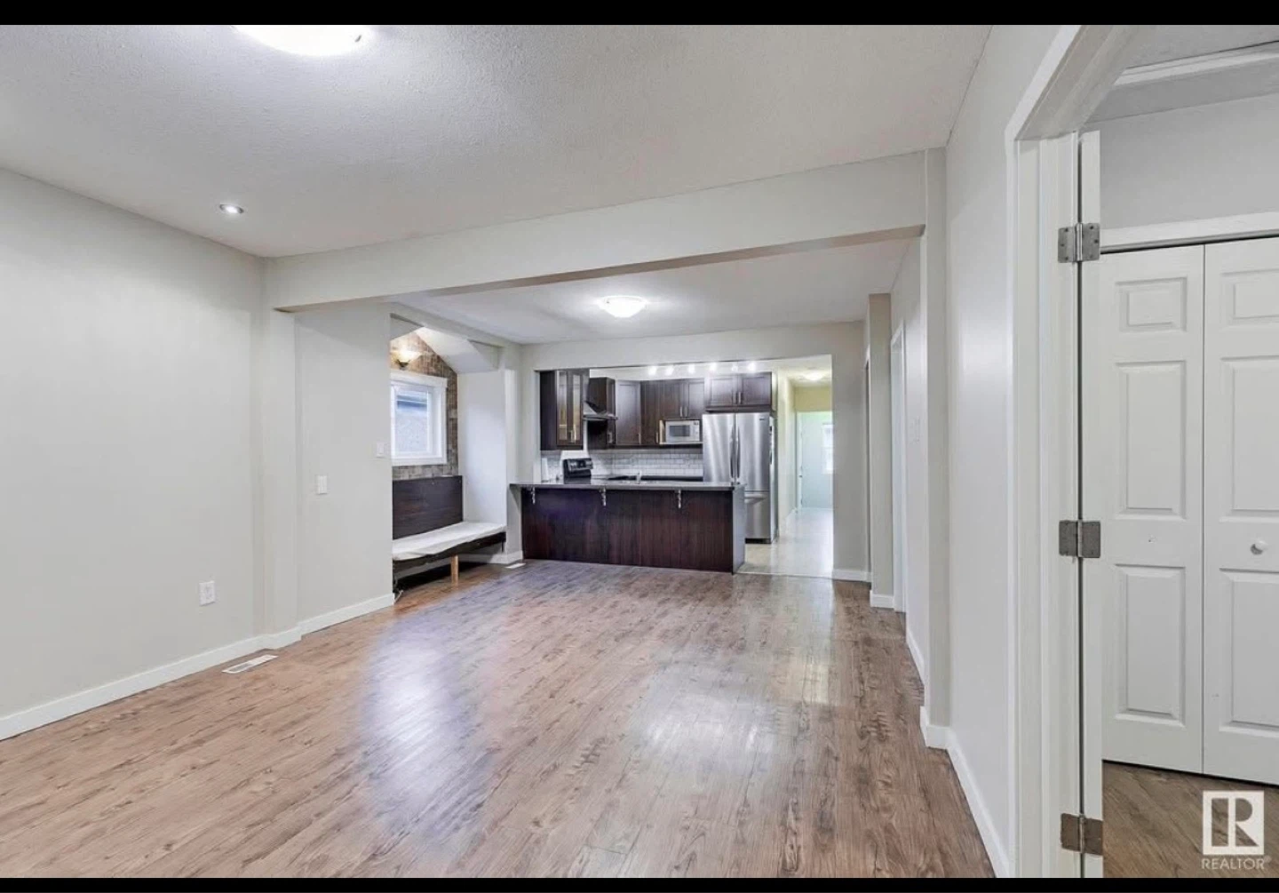 Available 3 Bed, 2 Bath House for Rent - photo 3
