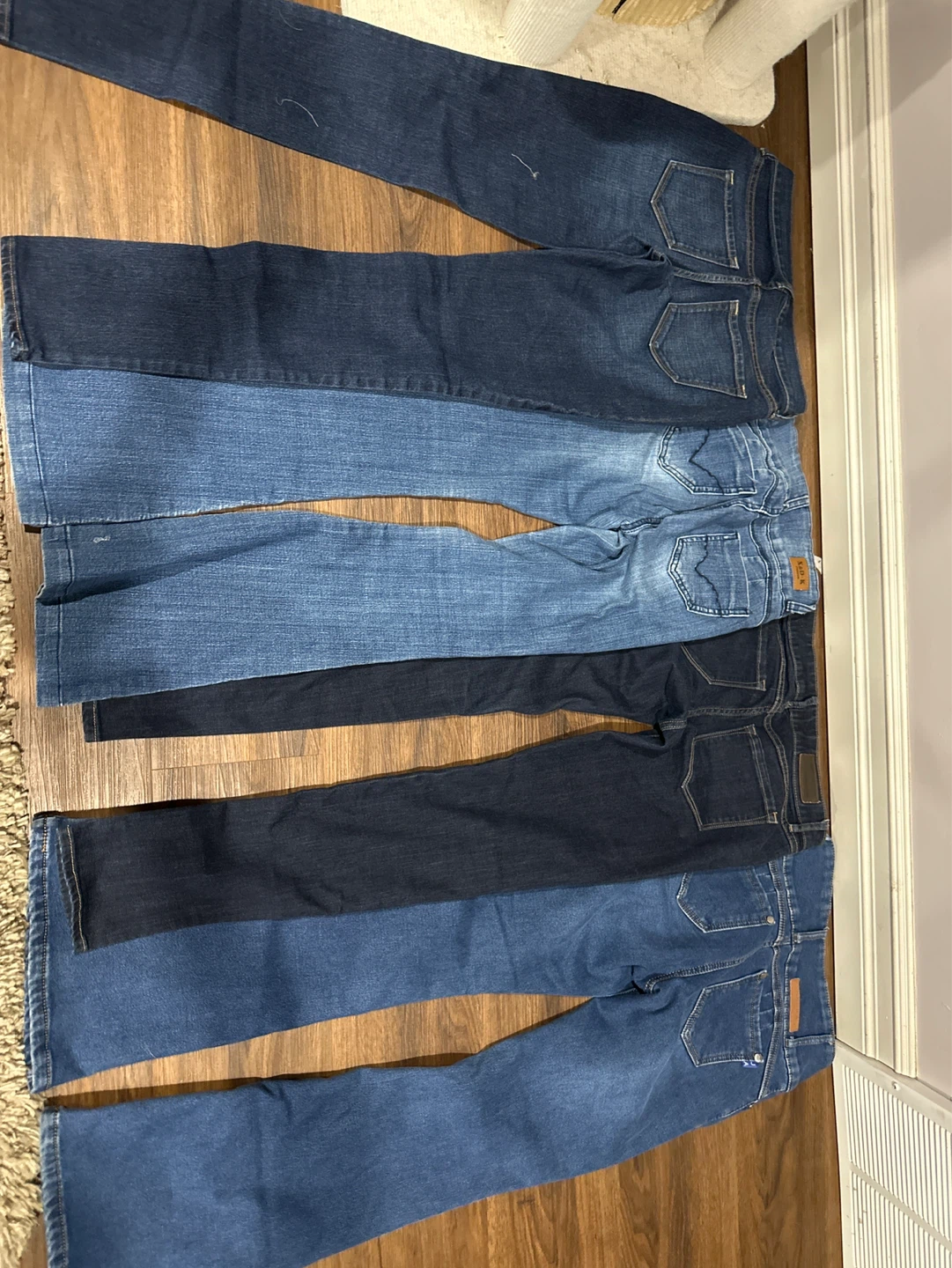 Bundle of 4 teen/ young women’s Jeans - photo 2