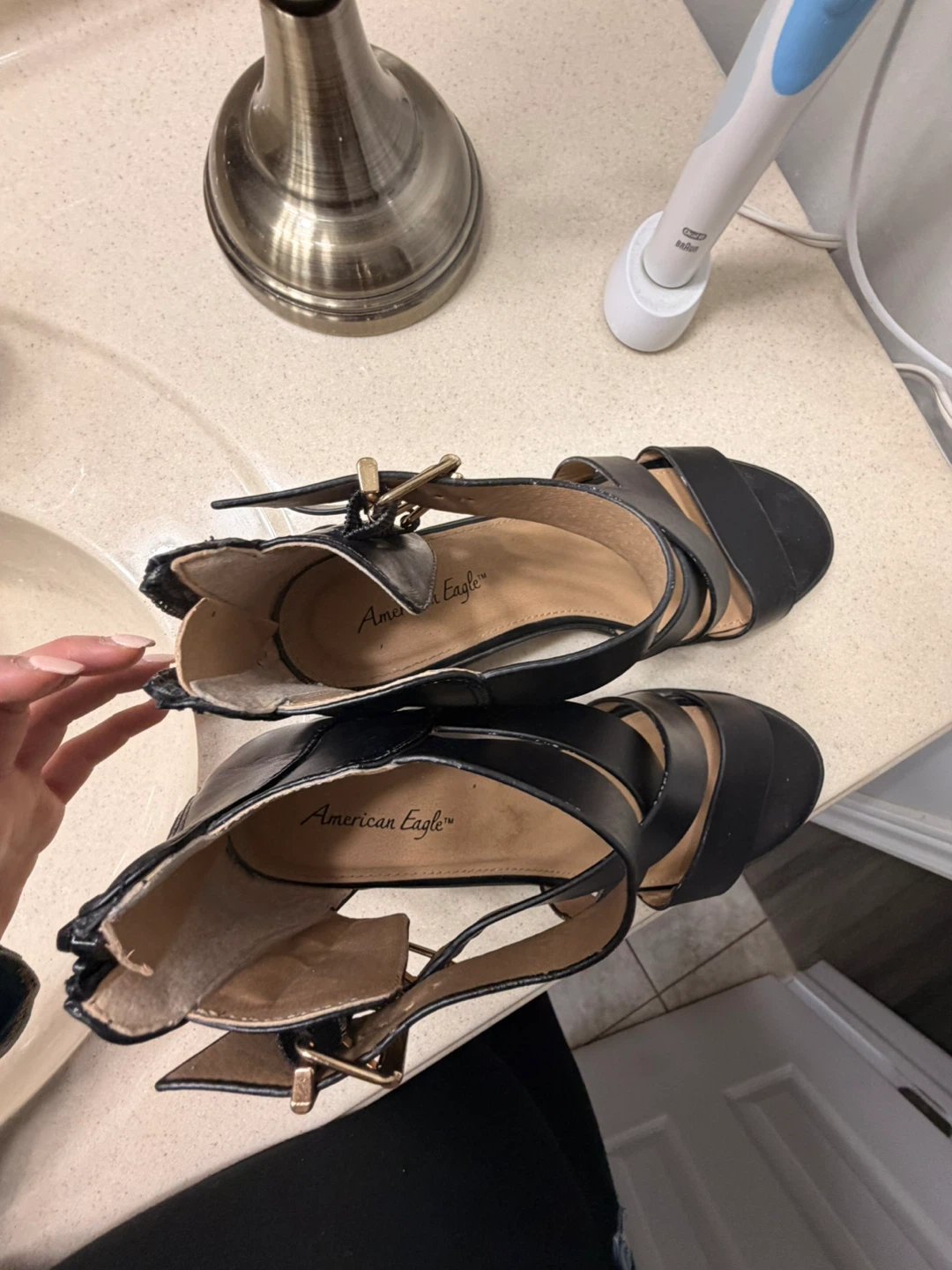 American Eagle Black Gladiator Sandals Size 8.5 - photo 4