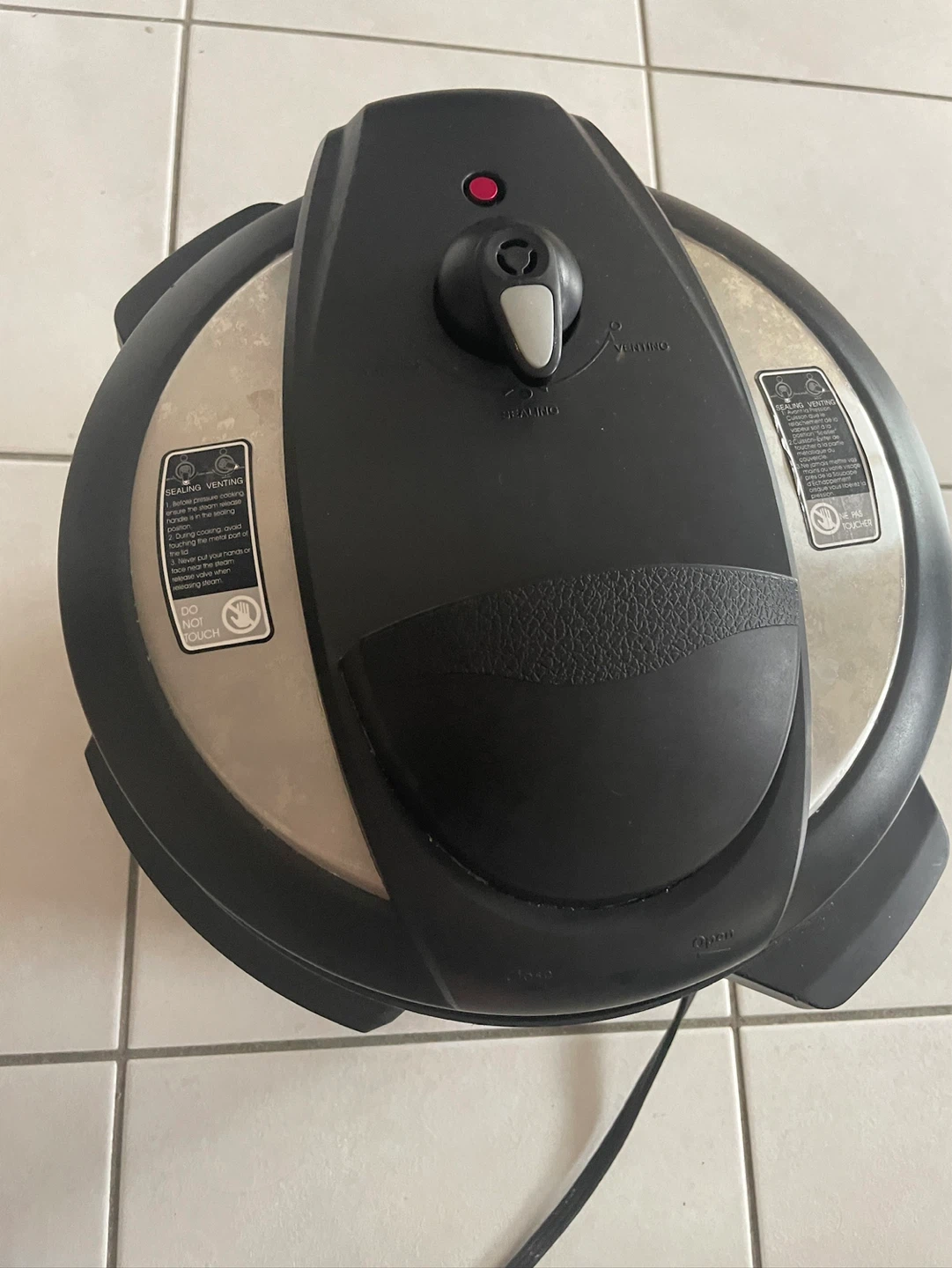 Instant Pot 6-in-1 Multi-Use Programmable Pressure Cooker - photo 3