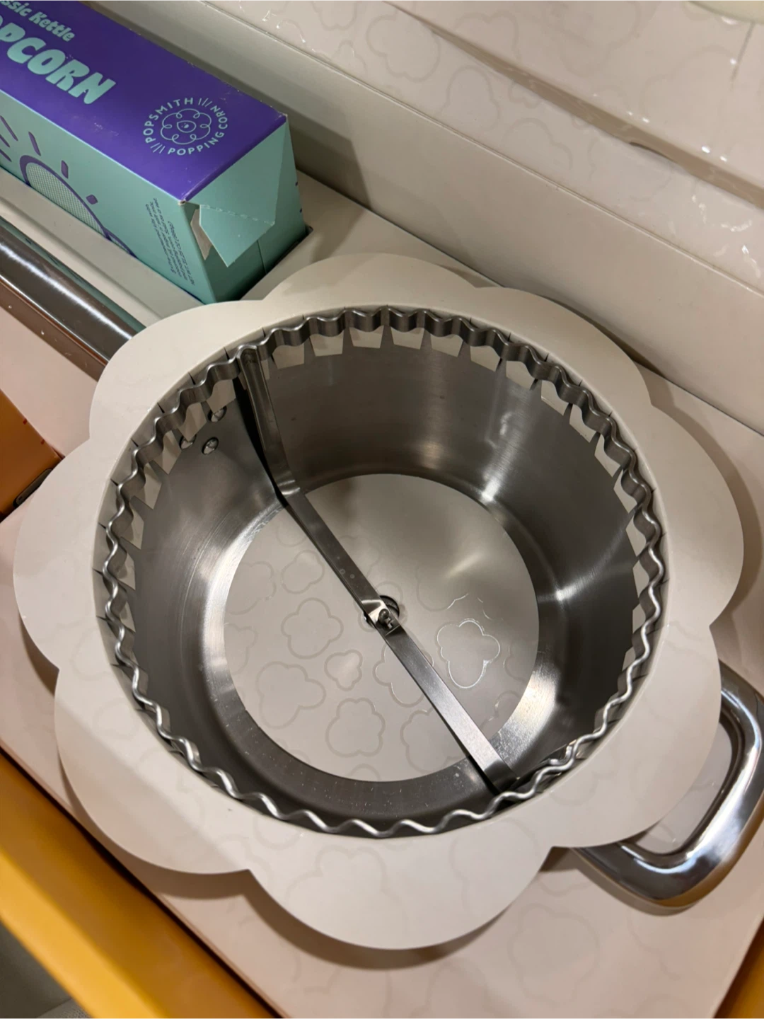 POPSMITH Classic Kettle Popcorn Maker - photo 3
