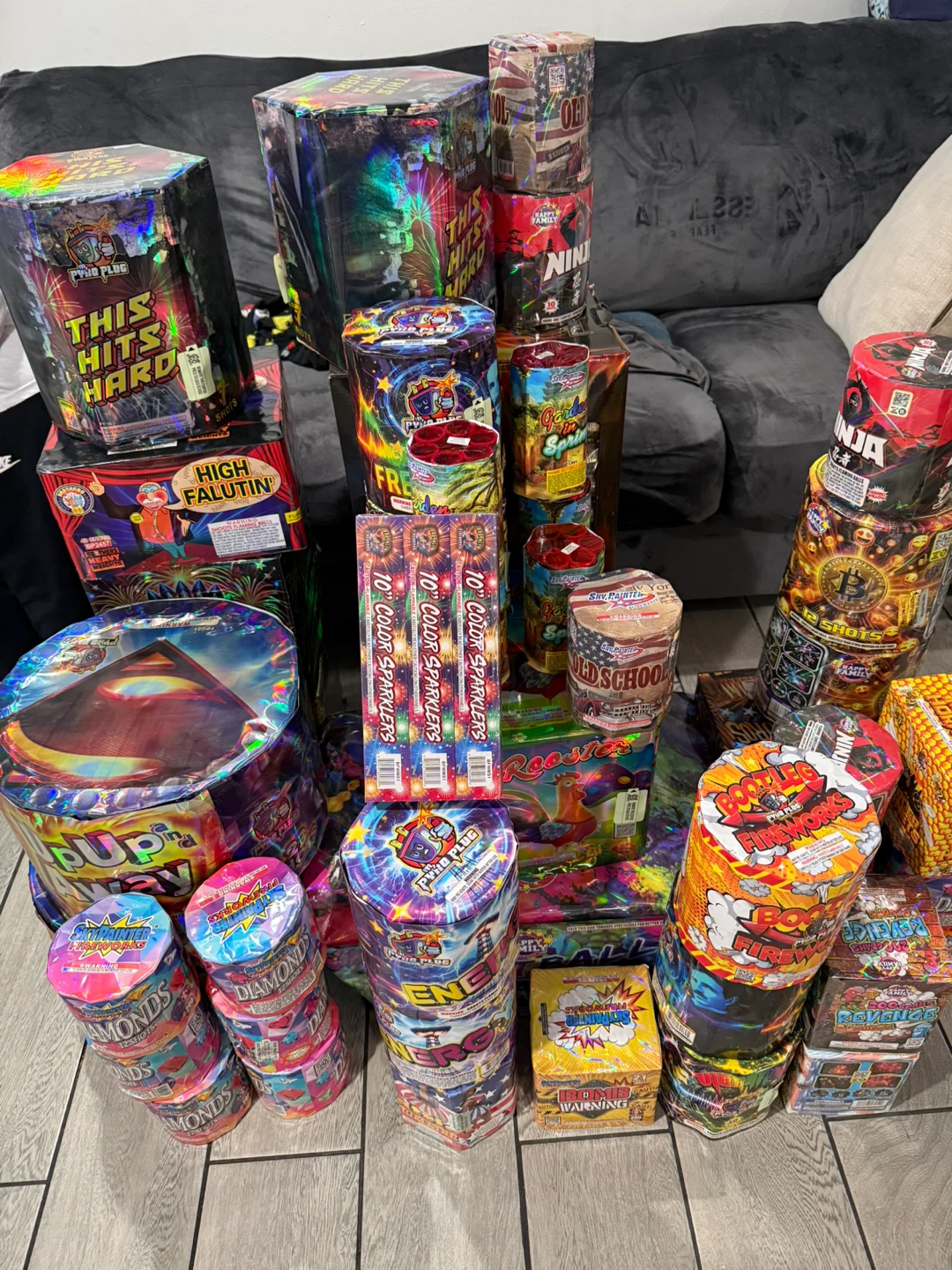 Assorted Fireworks Lot - Pyrotechnik