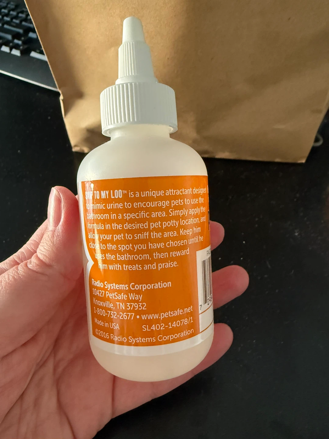 Skip to My Loo Potty Training Attractant & dog bag - photo 4