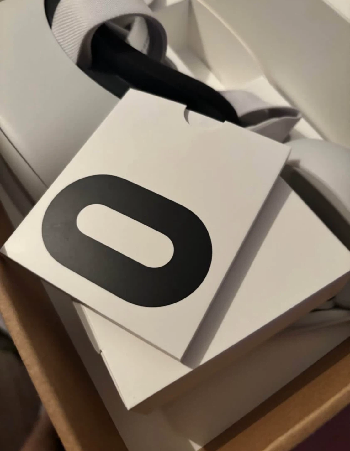 Meta Quest 2 VR Headset - photo 3