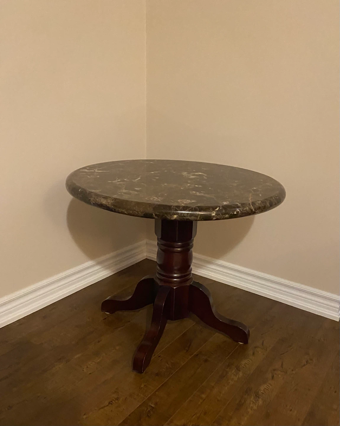 Round Marble Top Pedestal Table