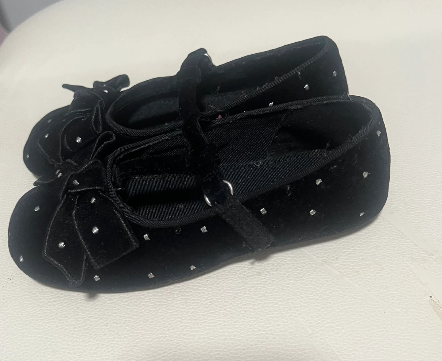 Zara Black Velvet Bow Mary Jane Shoes - Size 28 - photo 3