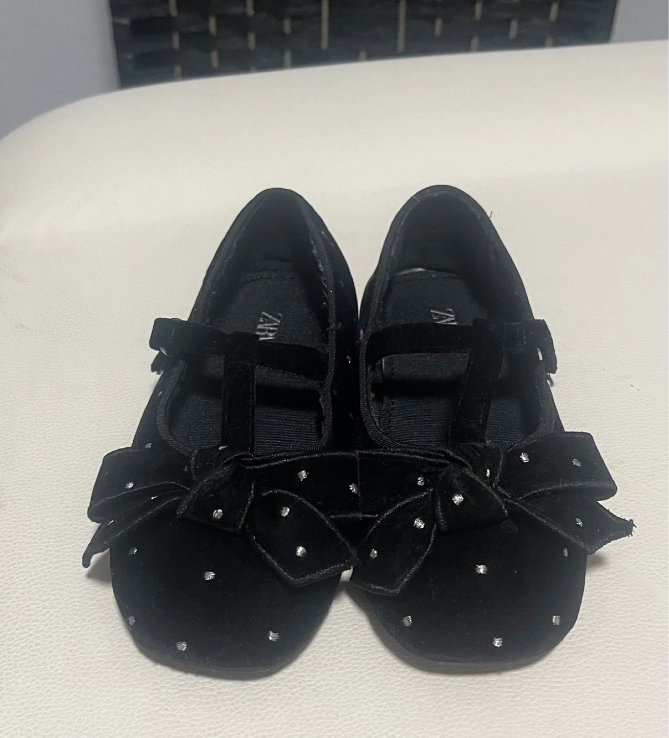 Zara Black Velvet Bow Mary Jane Shoes - Size 28