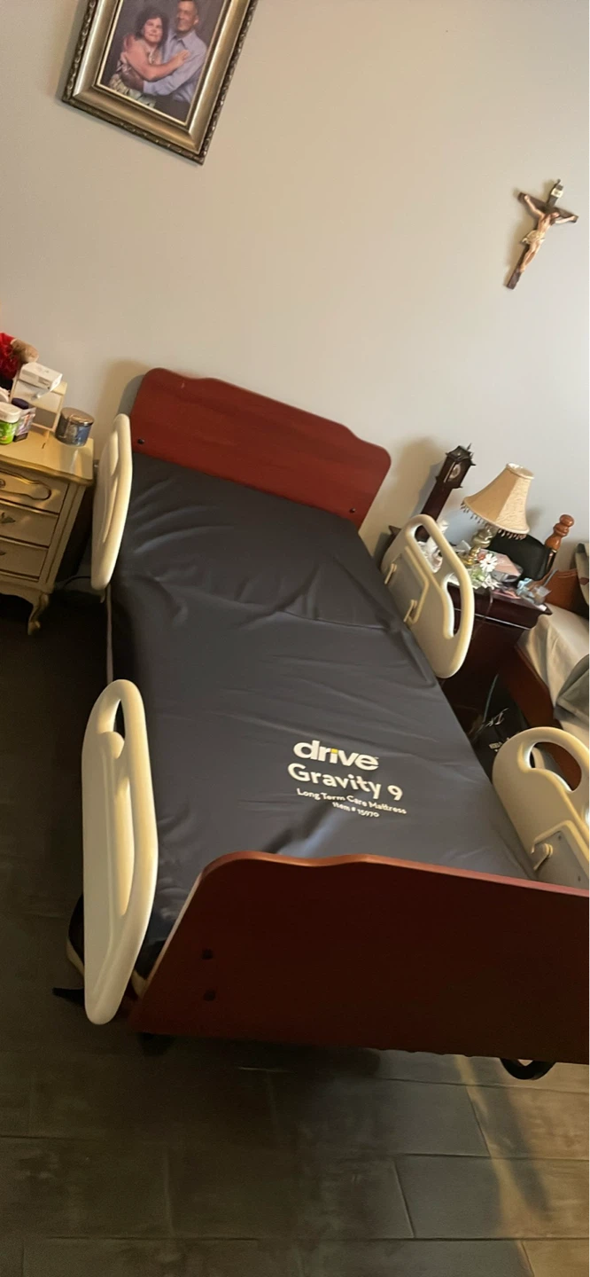 Drive Medical Gravity 9 Long Term Care Bed - photo 4