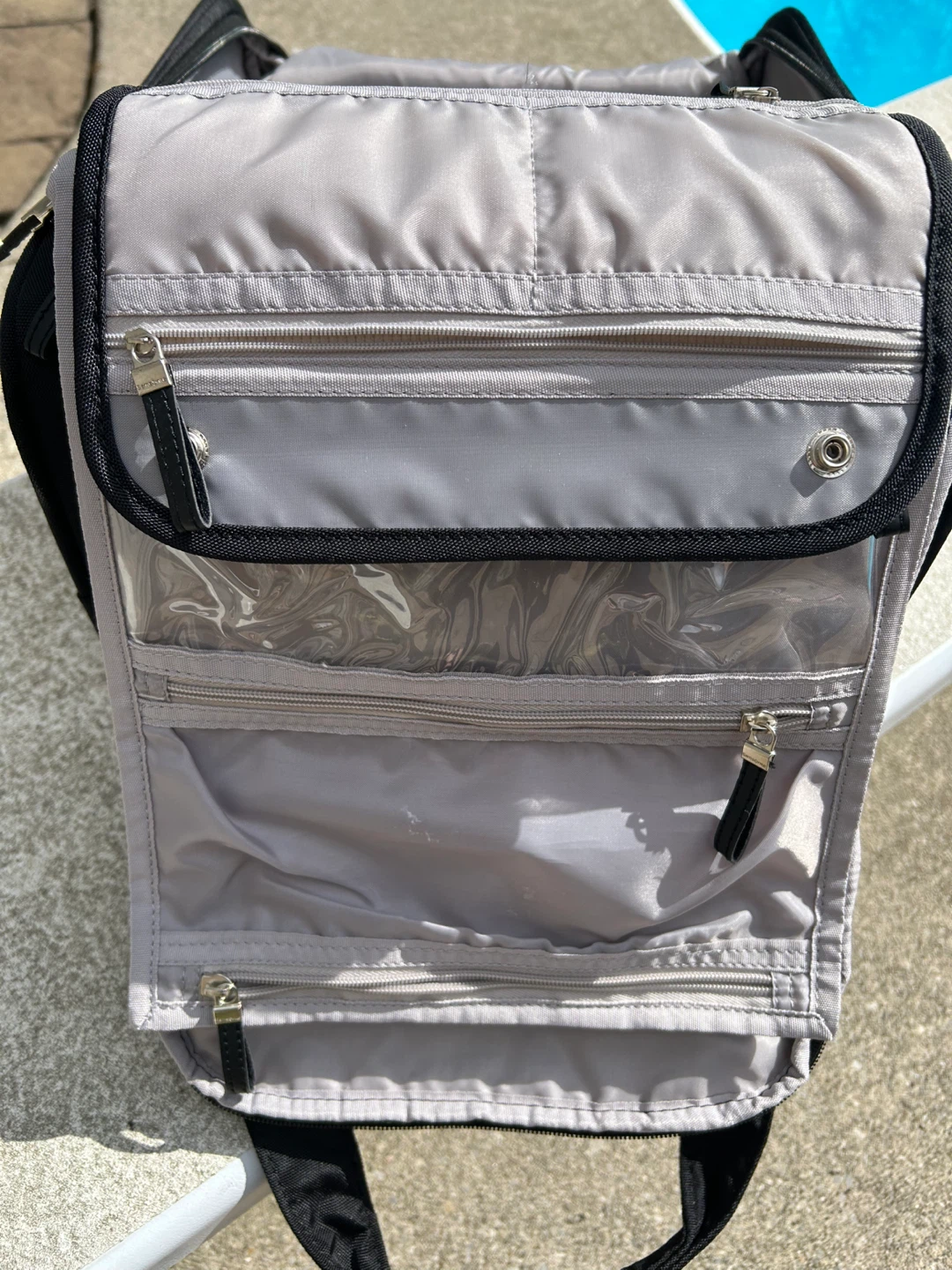 LIKE NEW SAMSONITE CARRY ON SIZE SUITCASE (SEE LISTING) - photo 4