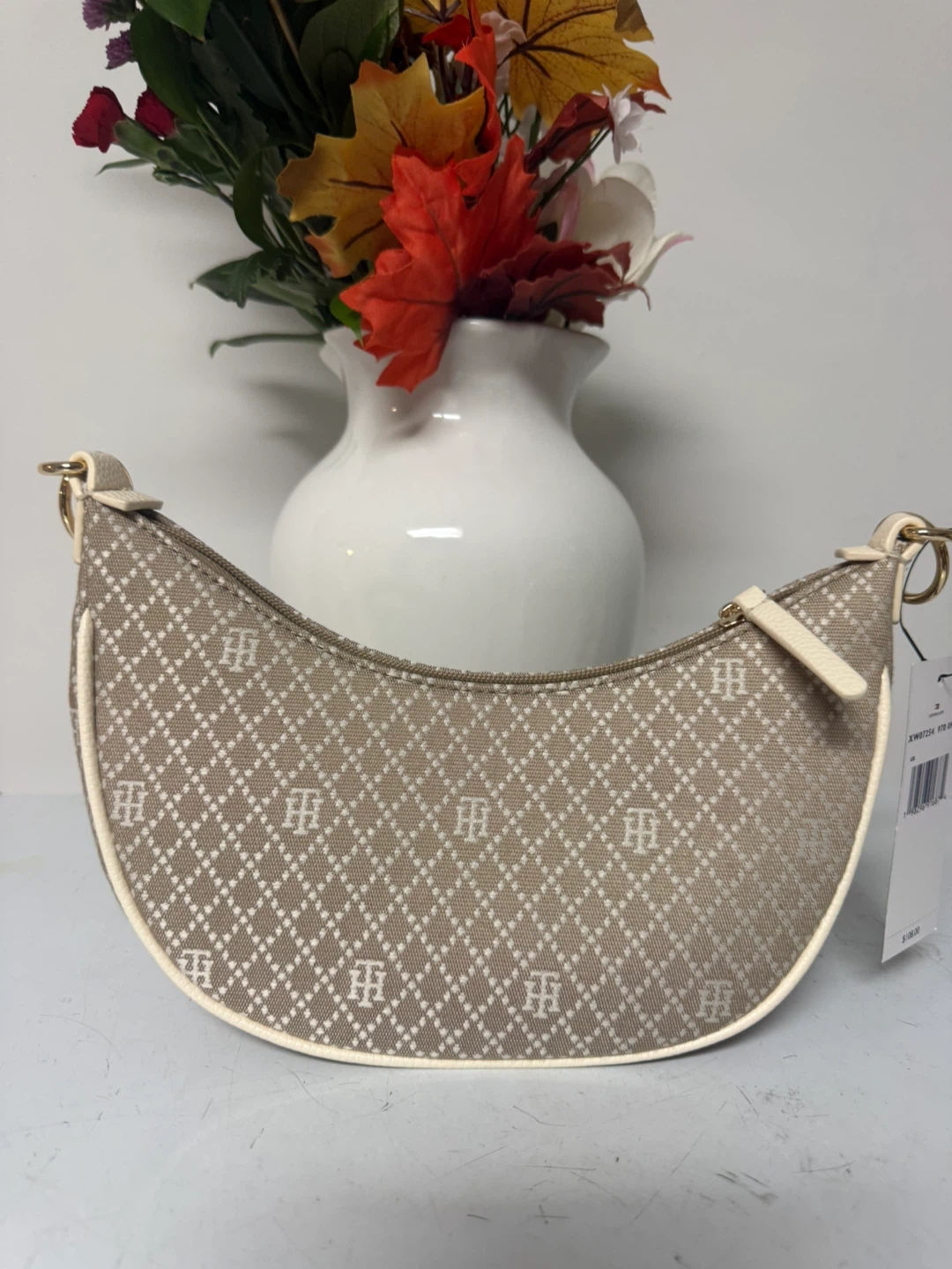Tommy Hilfiger Monogram Shoulder Bag - photo 2