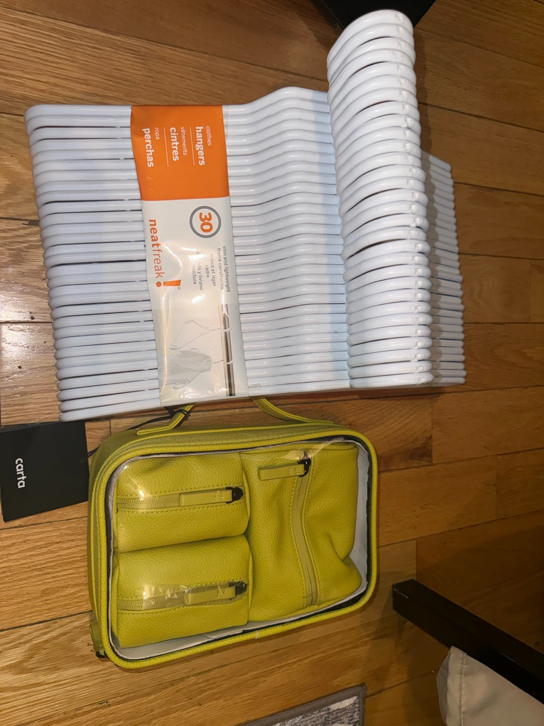 30 packs  hanger /  travel cosmetic bag 5$ each
