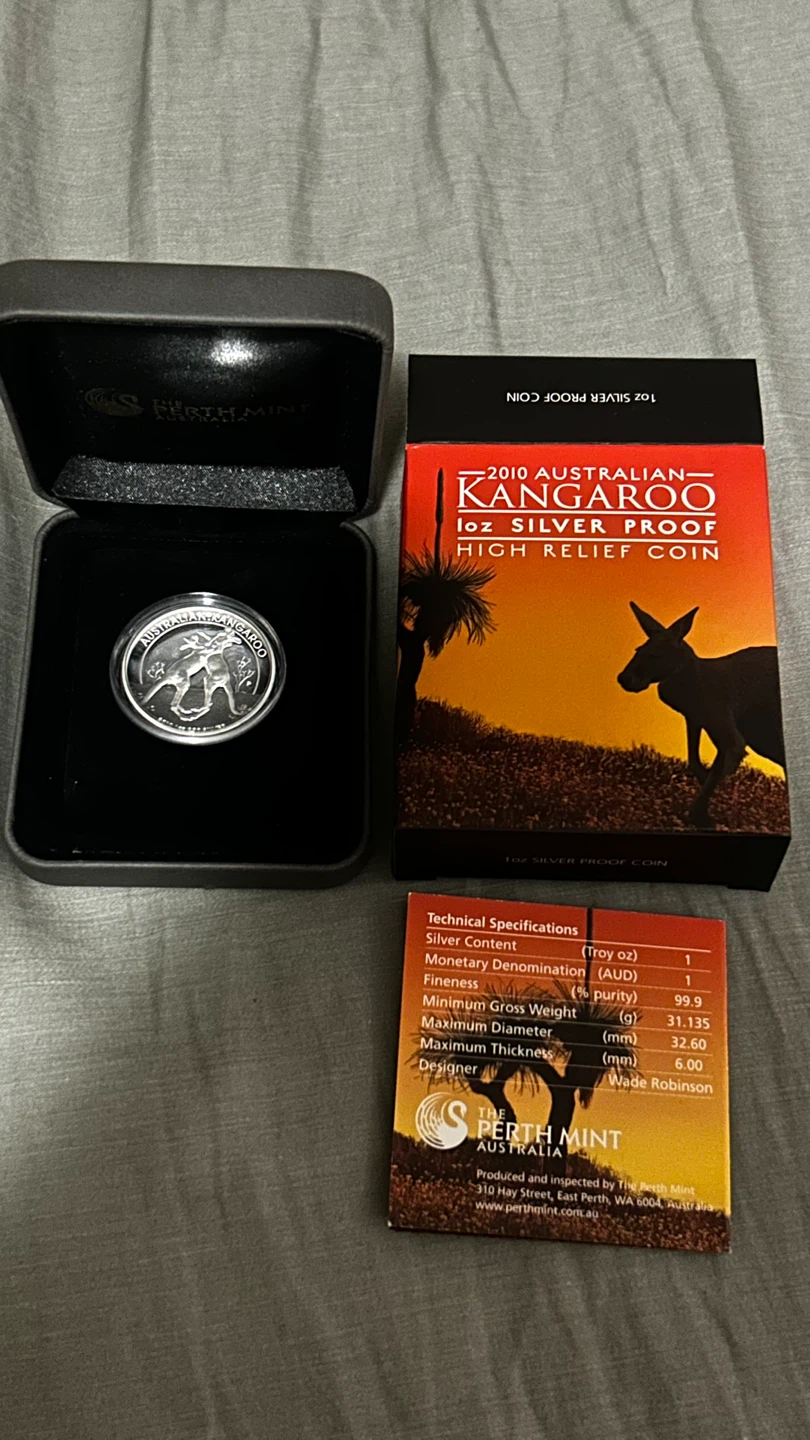 2010 Perth Mint 1oz Silver Proof Australian Kangaroo Coin