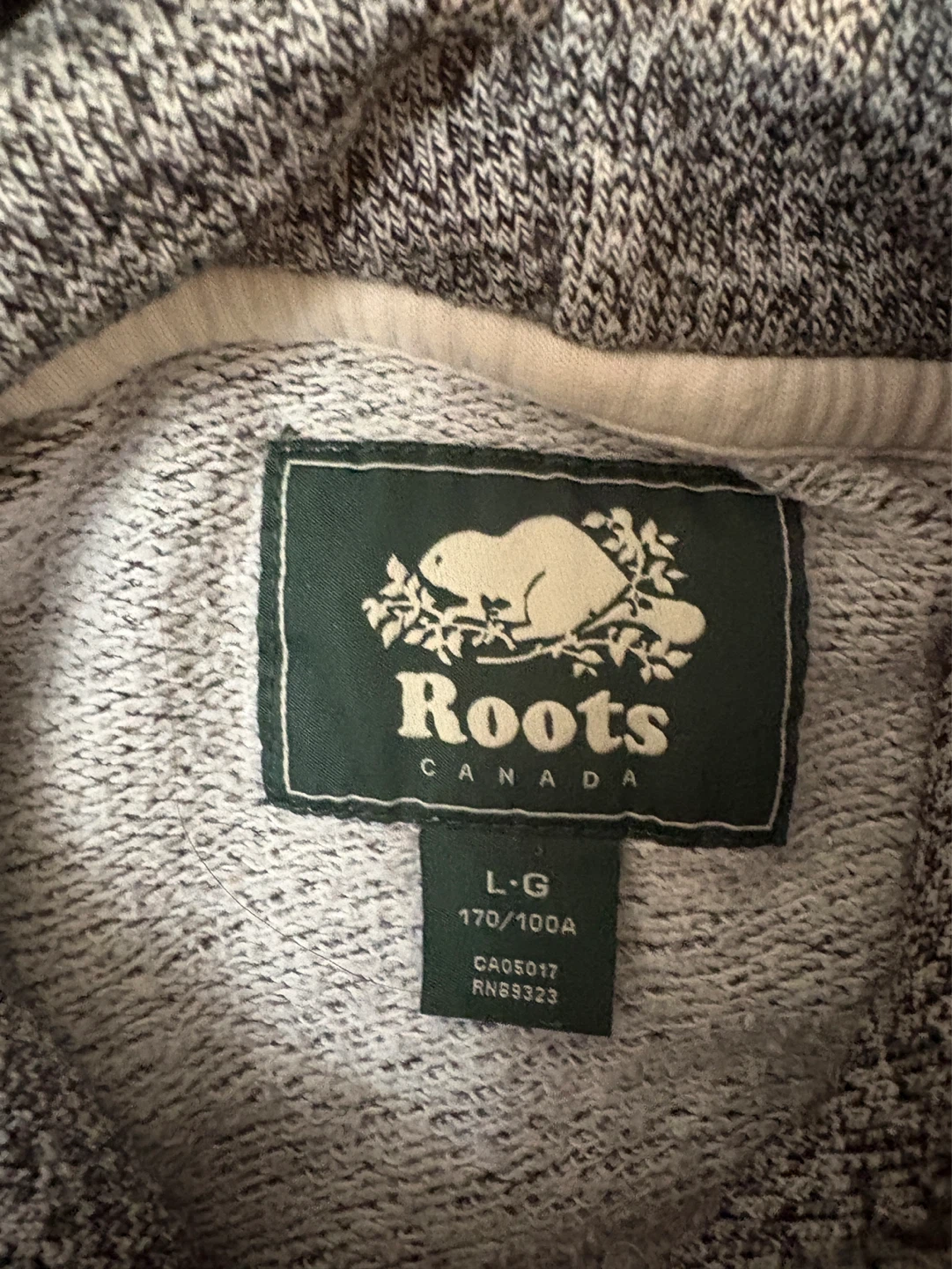 Roots Men’s Salt and Pepper Sweatshirt Size Large - photo 2