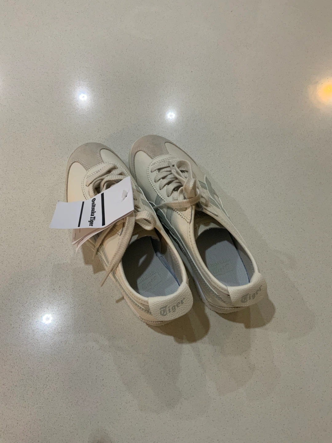 Onitsuka Tiger Sneakers