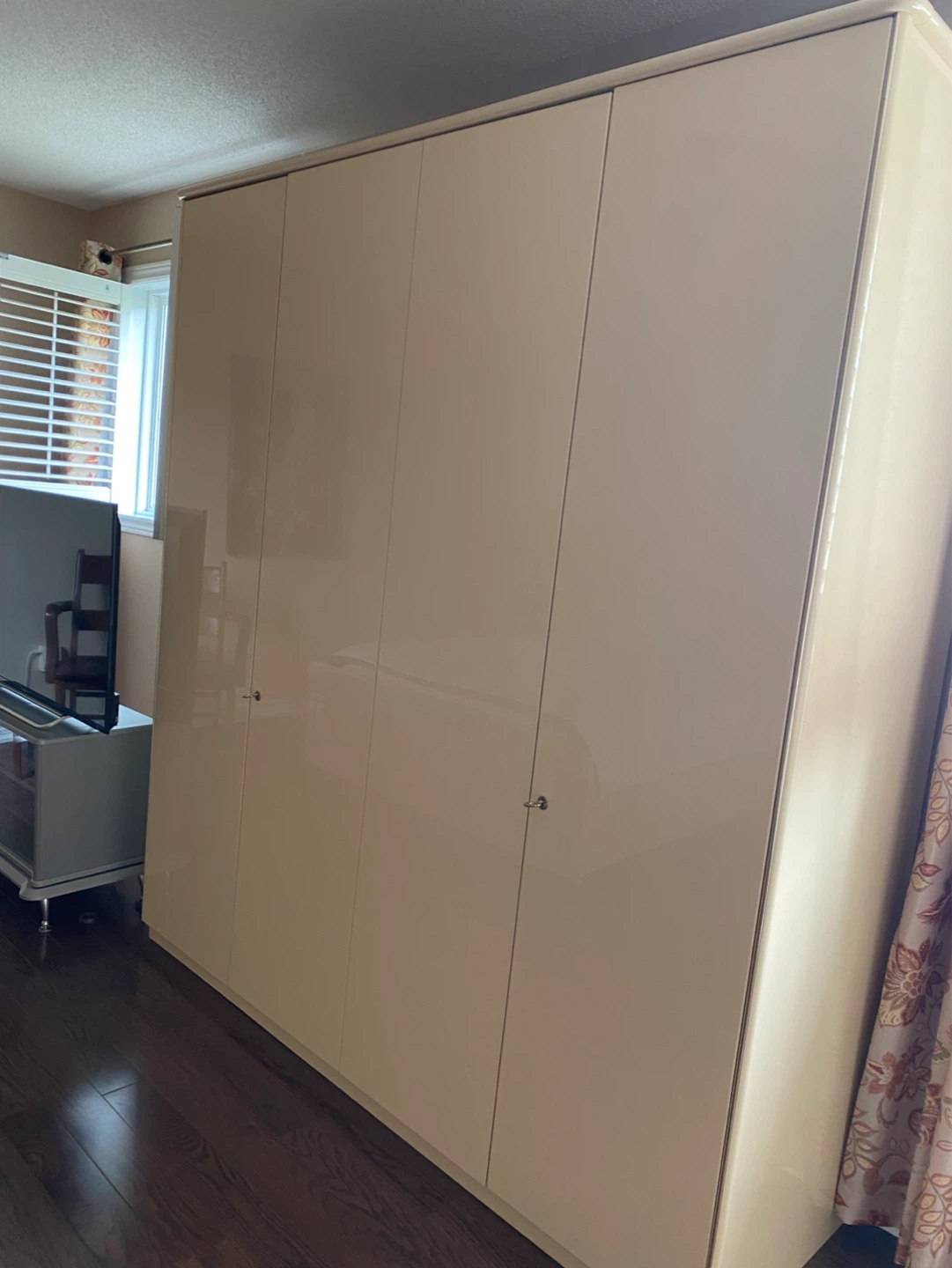Italian Cream Bedroom Set Wardrobe, Bed Frame & Nightstand - photo 5