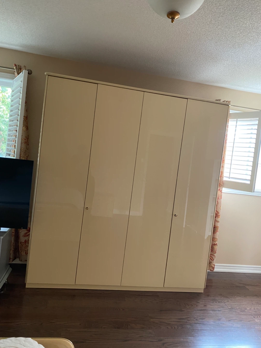 Italian Cream Bedroom Set Wardrobe, Bed Frame & Nightstand - photo 4