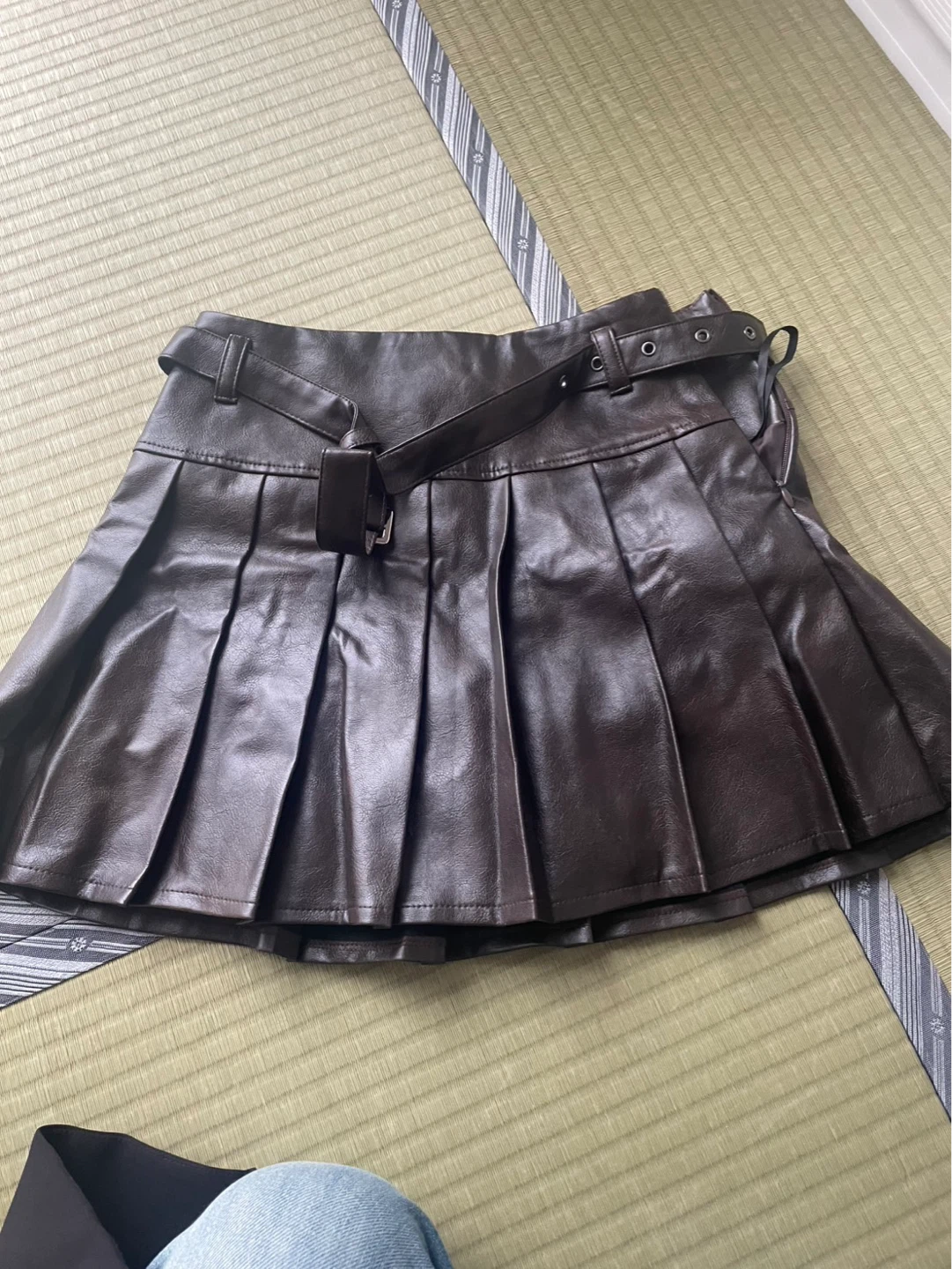 Brown Faux Leather Pleated Mini Skirt with Belt