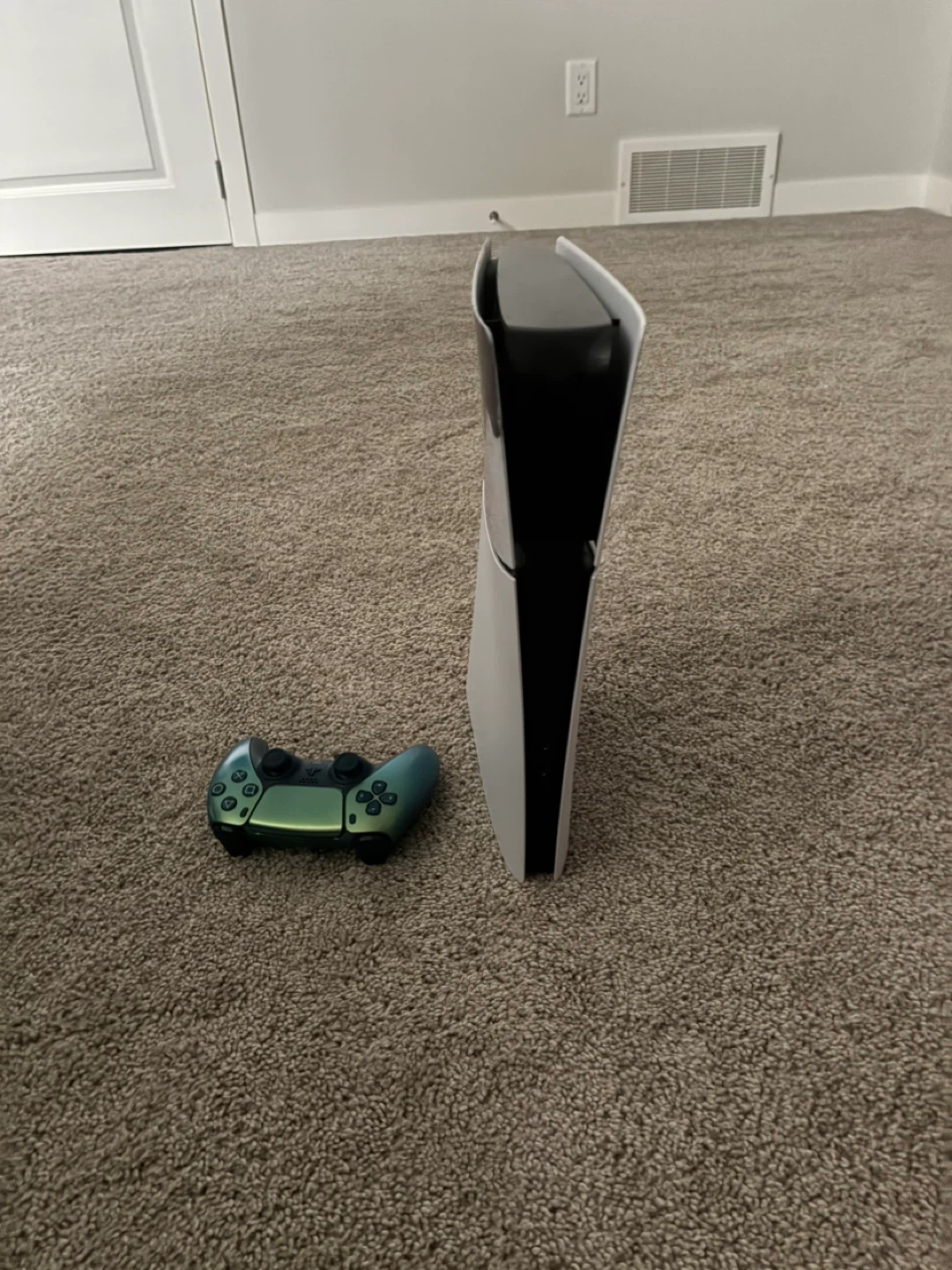 PlayStation 5 Console with Custom Decal and Controller - photo 3