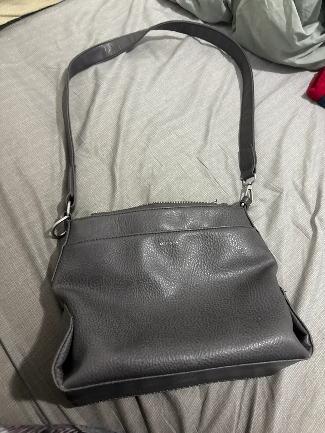 Matt & Nat Crossbody Bag - Grey