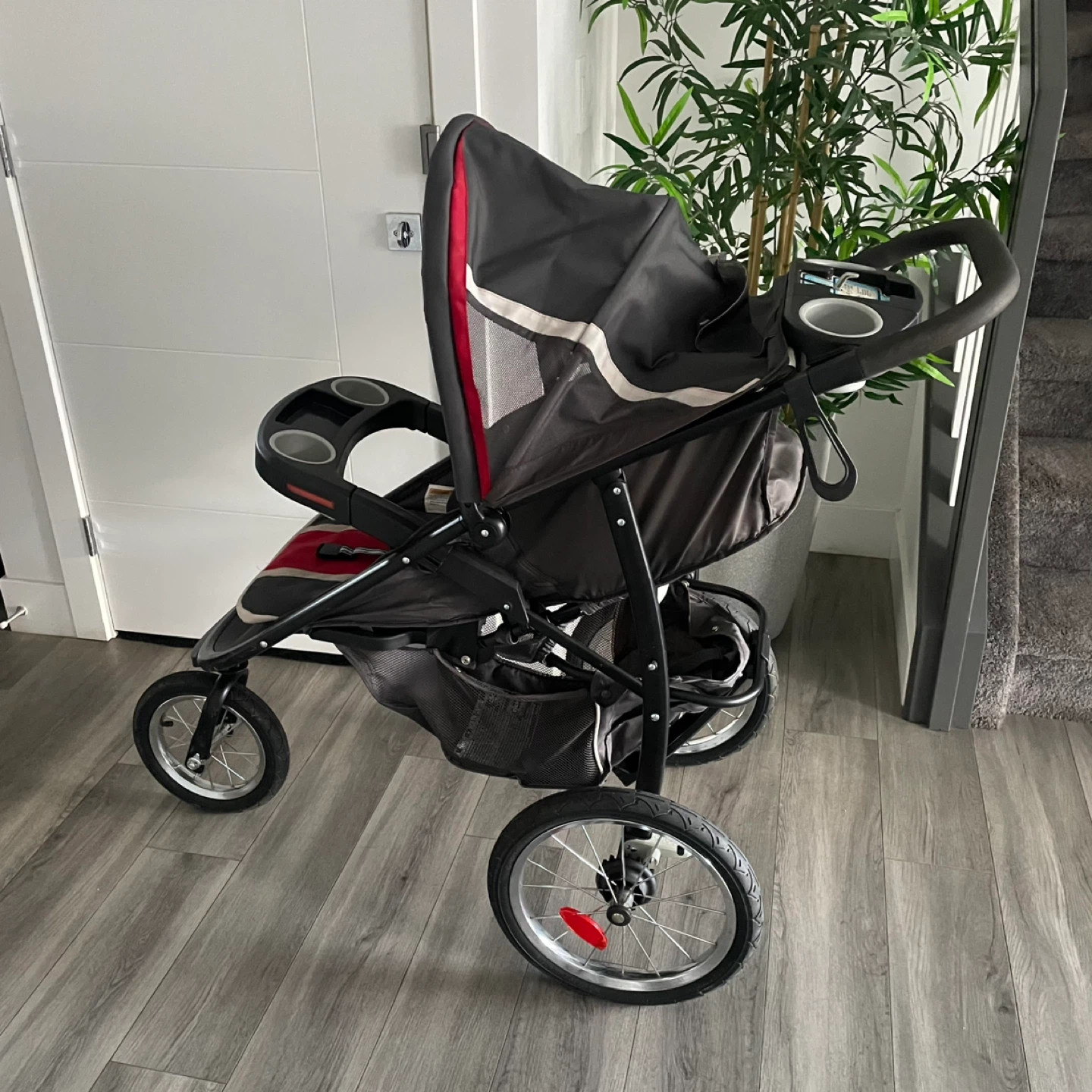 Baby Jogging Stroller - photo 2