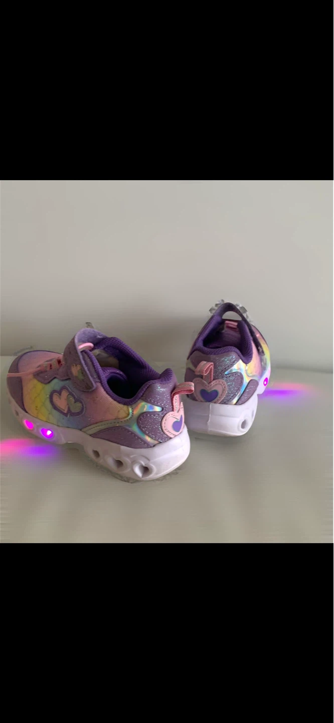 Girls' Light-Up Sneakers size/10