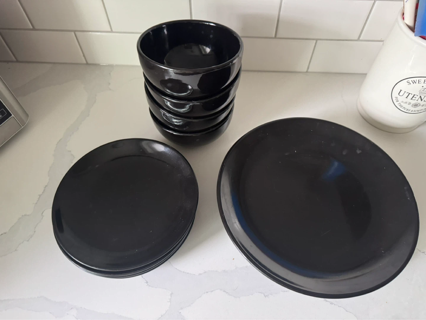 Black Melamine Dinnerware Set - 11 pieces - photo 3