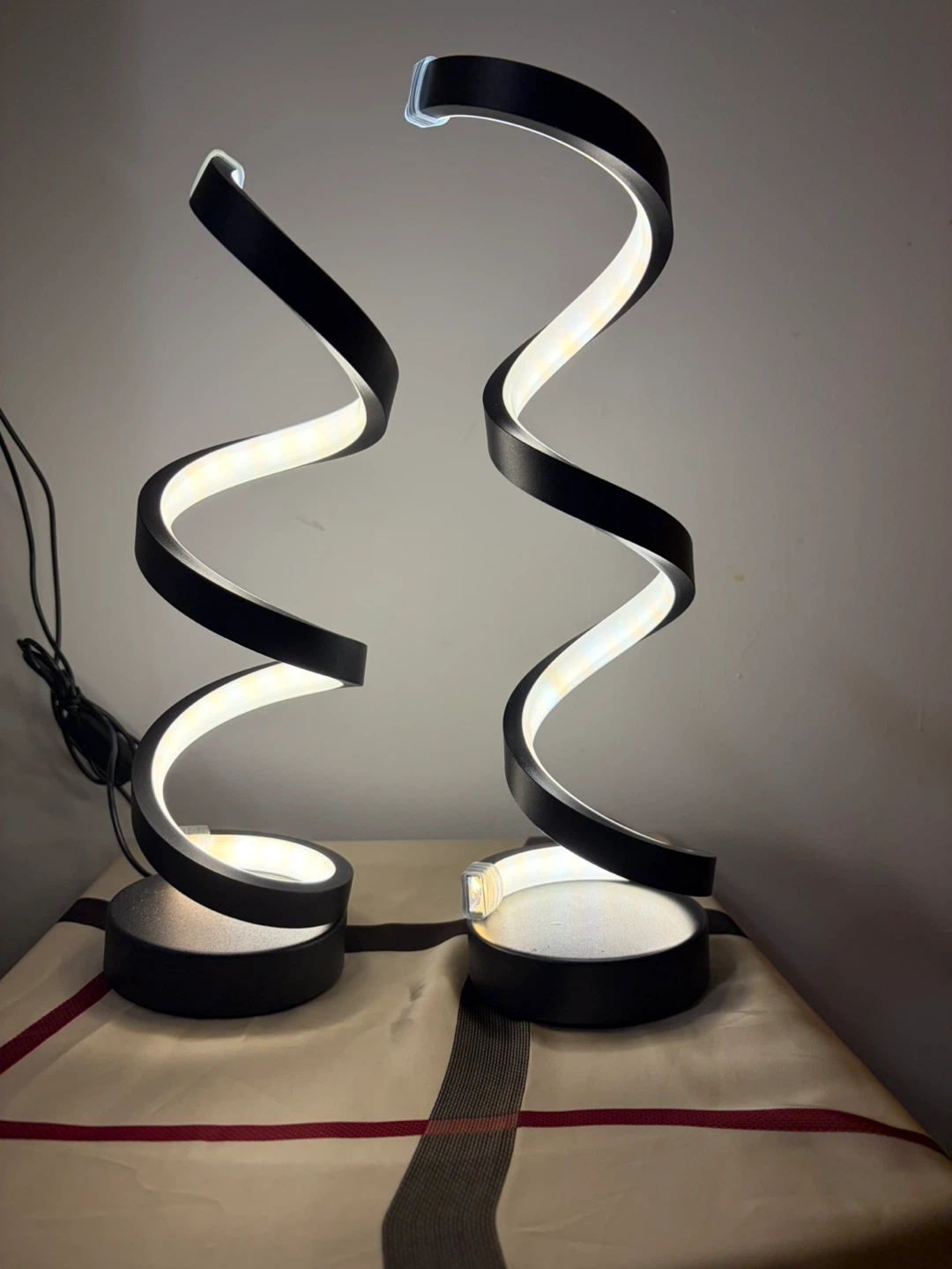 Modern Spiral LED Table Lamp - photo 4