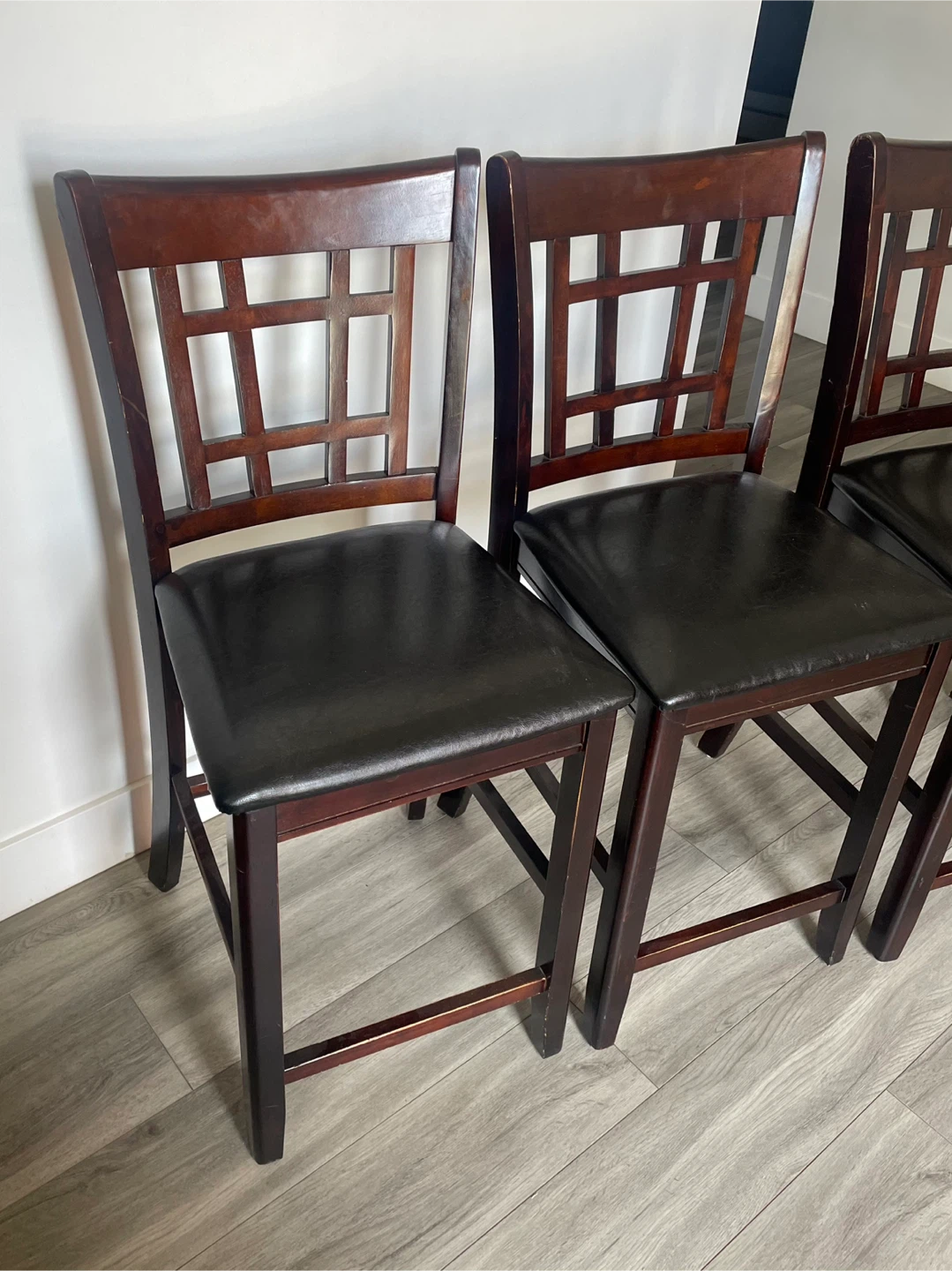 Four Bar Stools - photo 2
